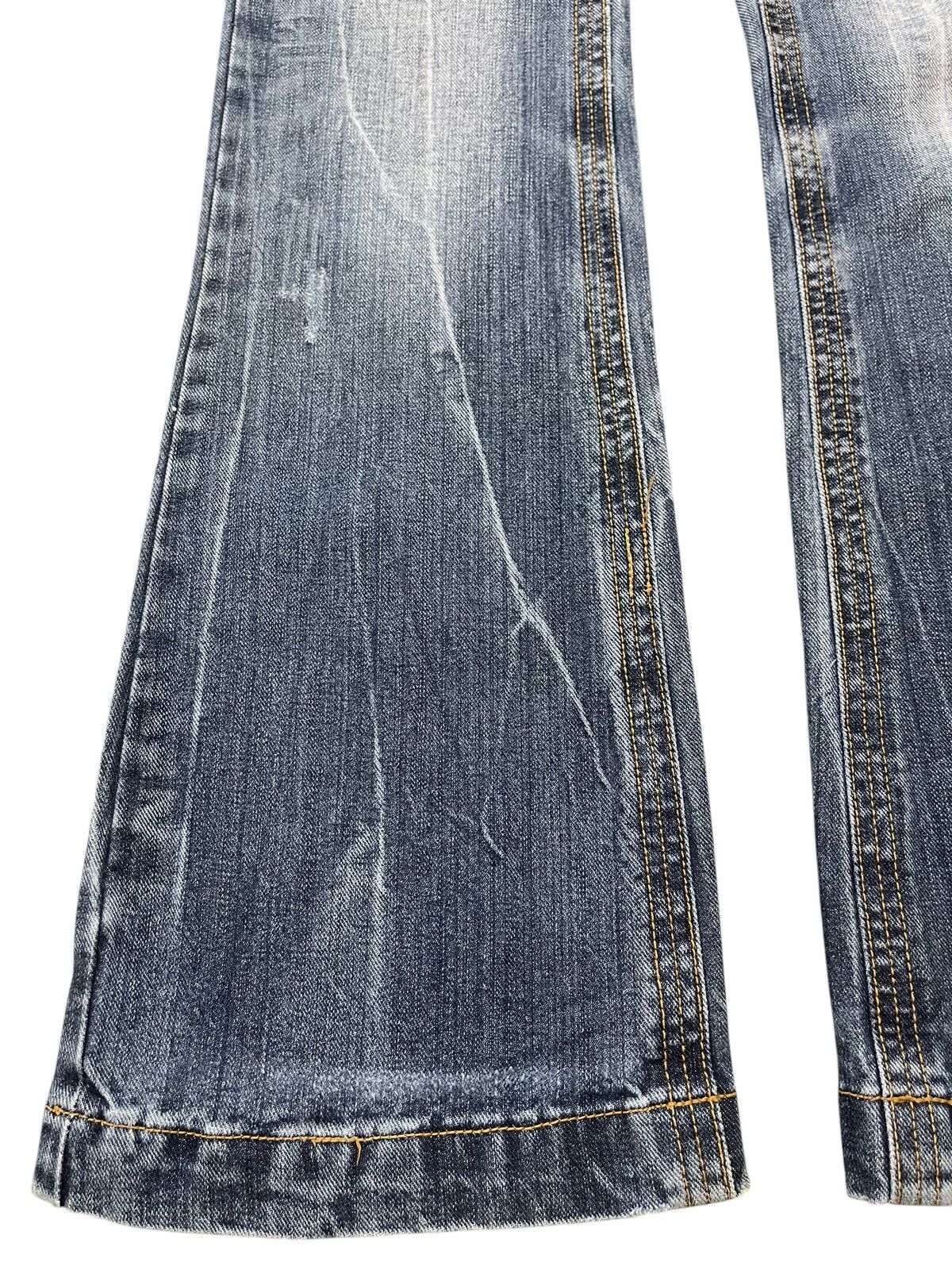Hysteric Glamour Vintage Japanese Brand Faded Wash Style Flare Jeans Size US 29 - 7 Thumbnail