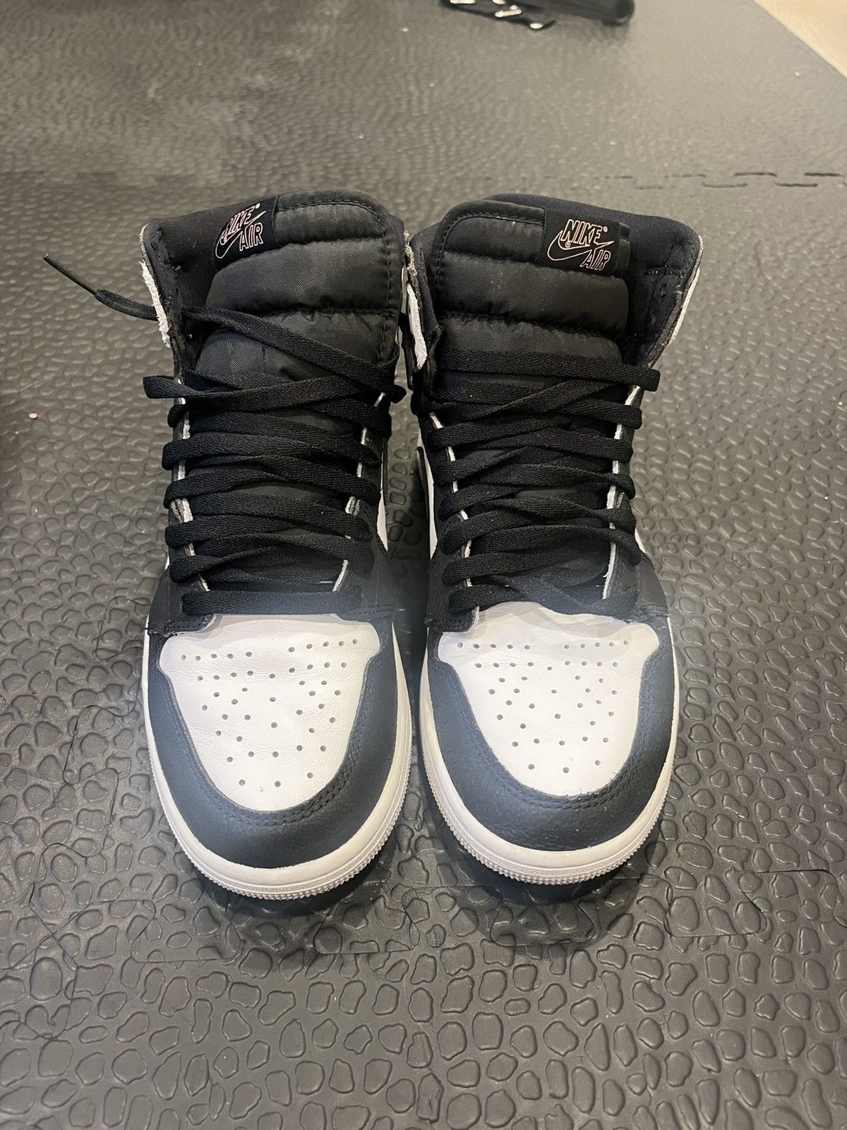 Jordan Brand JORDAN 1 STAGE HAZE CLEANNNN Size US 9 / EU 42 - 3 Thumbnail