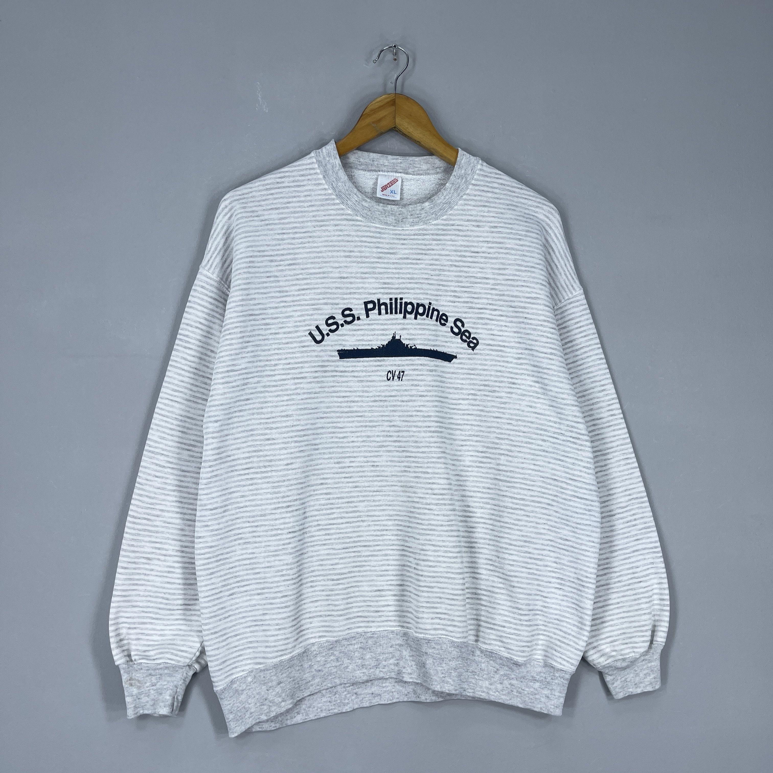 Vintage Vintage 90's CV - 47 USS America Navy Printed Sweatshirt Size US L / EU 52-54 / 3 - 3 Thumbnail