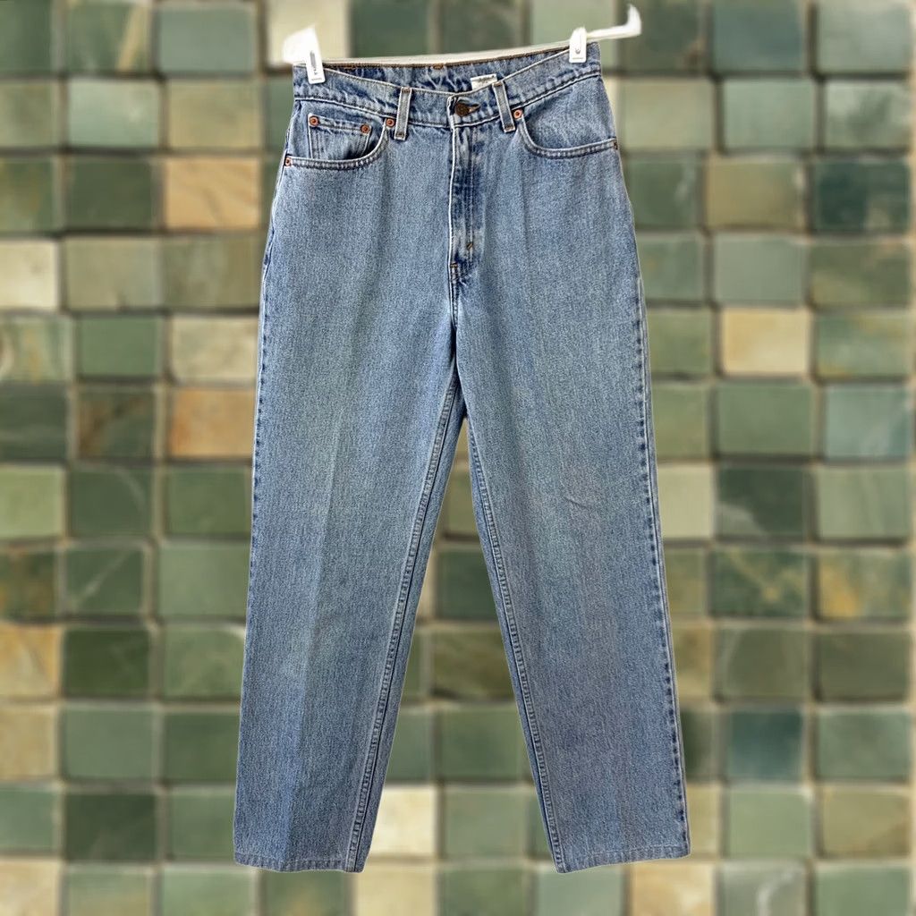 Levi's VINTAGE Levi's 512 Jeans Slim Tapered 8 Regular Blue High Rise 28in 5-Pocket Retro 90s Womens Size 30" / US 8 / IT 44 - 1 Thumbnail