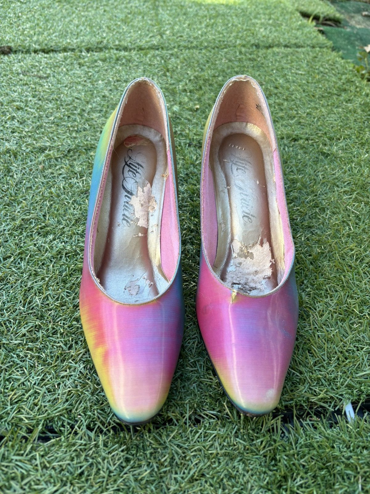 Other 80s Iridescent Rainbow 3.5” Stiletto Heels Size US 6 / IT 36 - 6 Thumbnail