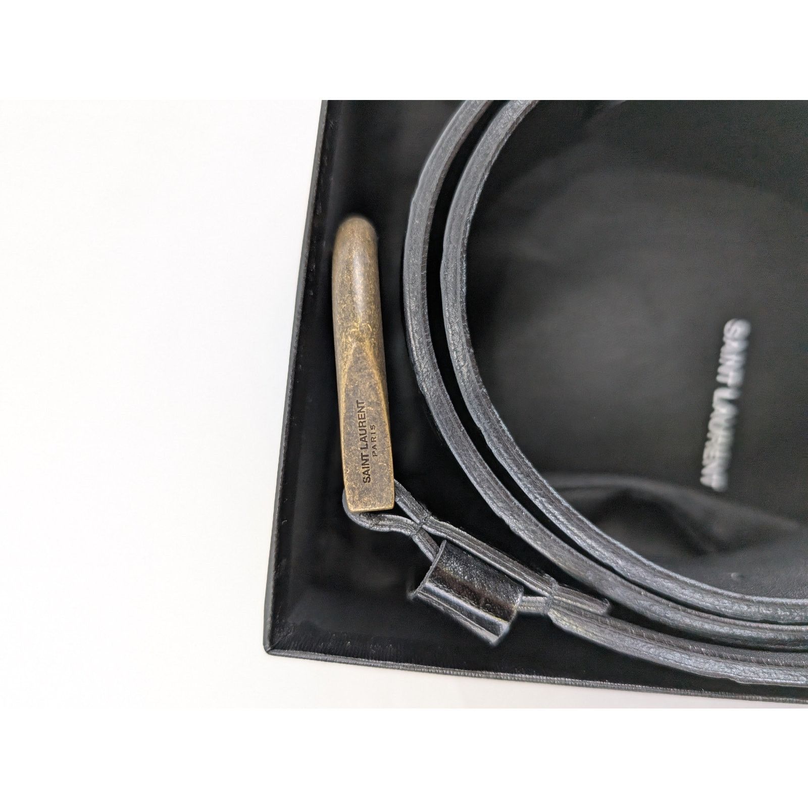Saint Laurent Paris o1rshd1 Q:2 / Size: 95 / Croc Embossed Belt in Black Size 38 - 14 Thumbnail