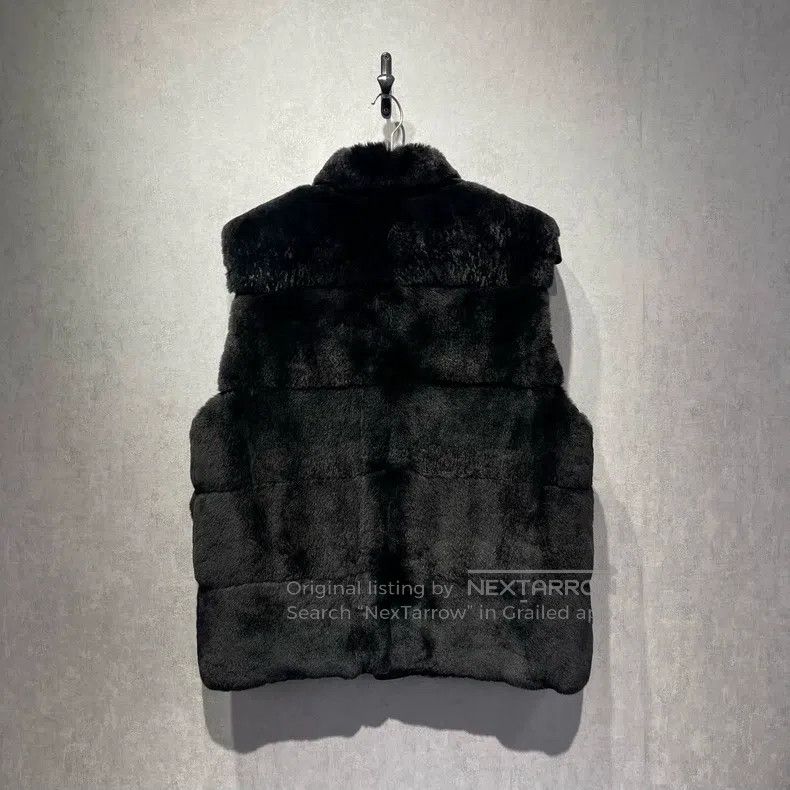 Louis Vuitton Louis Vuitton Double-sided fur vest Size US M / EU 48-50 / 2 - 2 Thumbnail