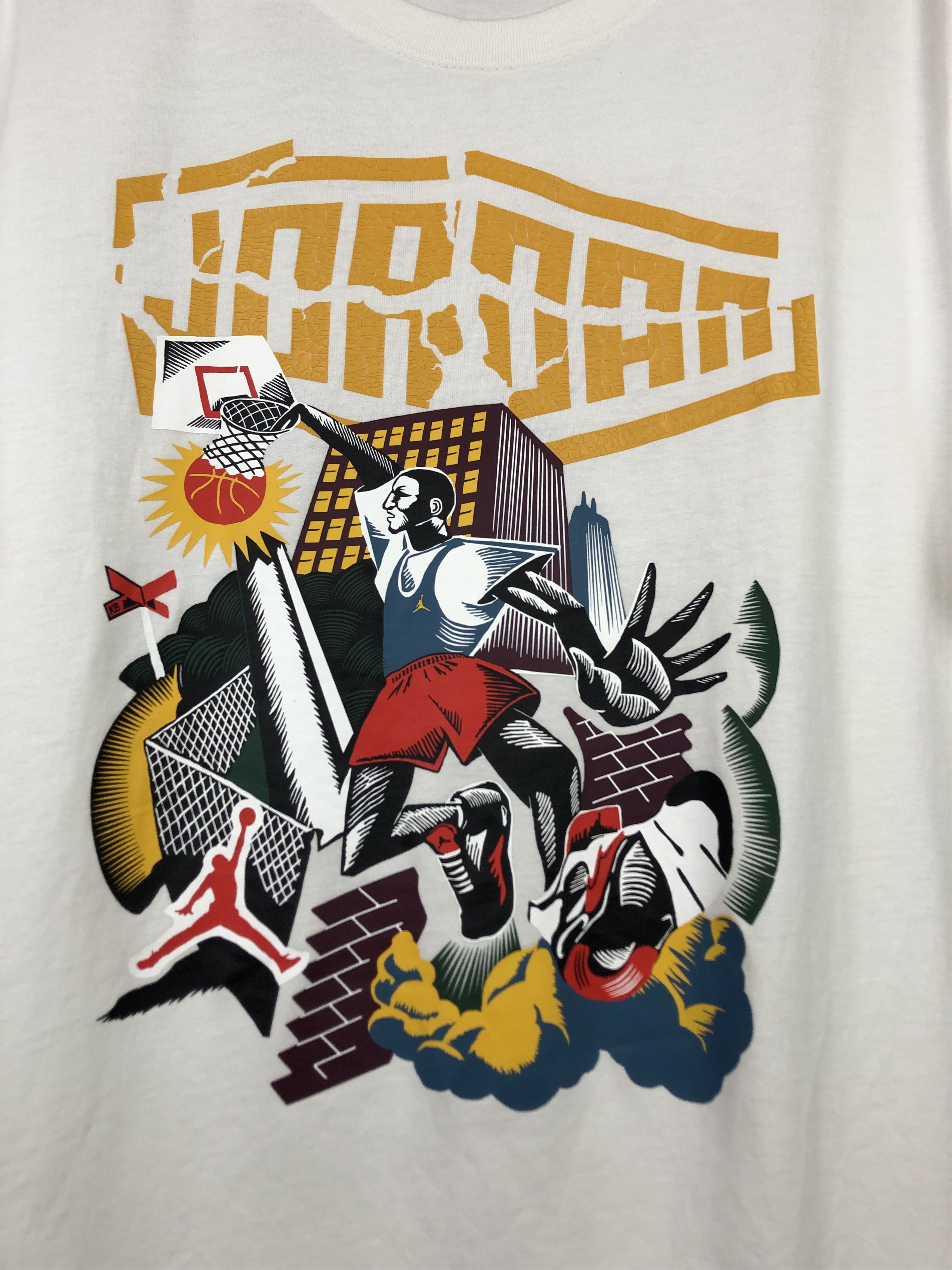 Nike Nike Jordan Over Print Big Logo NBA Shirt Mens Jersey Tee Size US L / EU 52-54 / 3 - 3 Thumbnail