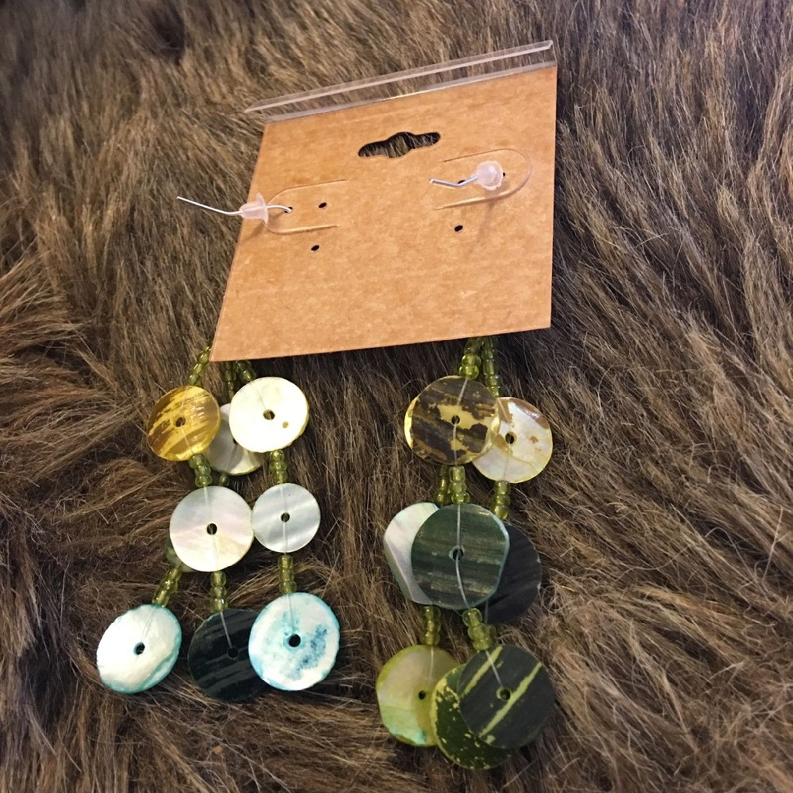 Jewelry Green tones painted abalone shell jewelry set Size ONE SIZE - 8 Thumbnail