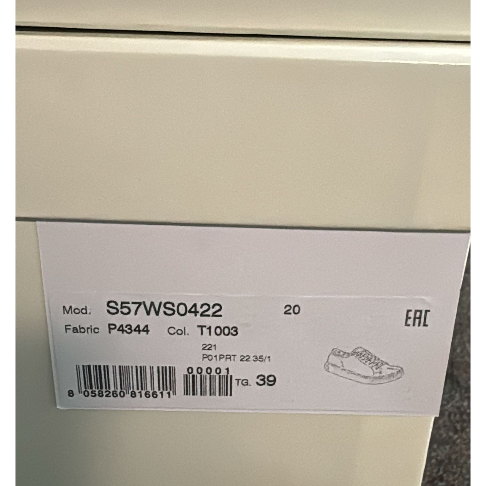 Maison Margiela o1rshd1 Tabi Low Top Sneakers in White Size US 6 / EU 39 - 21 Thumbnail