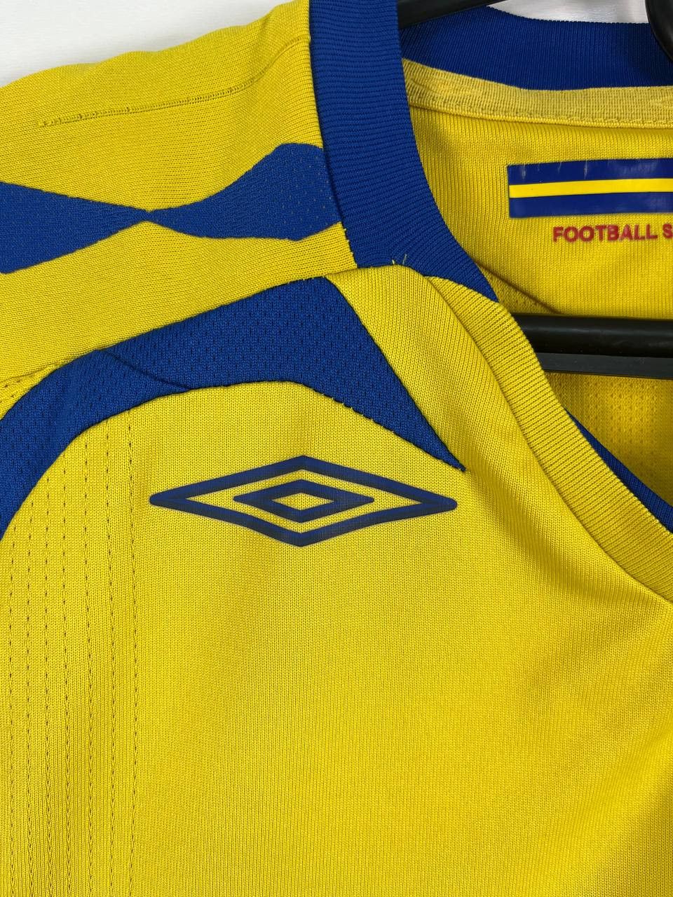 Umbro SWEDEN 2007 2008 2009 HOME FOOTBALL SHIRT UMBRO Size XL Size US S / EU 44-46 / 1 - 2 Thumbnail