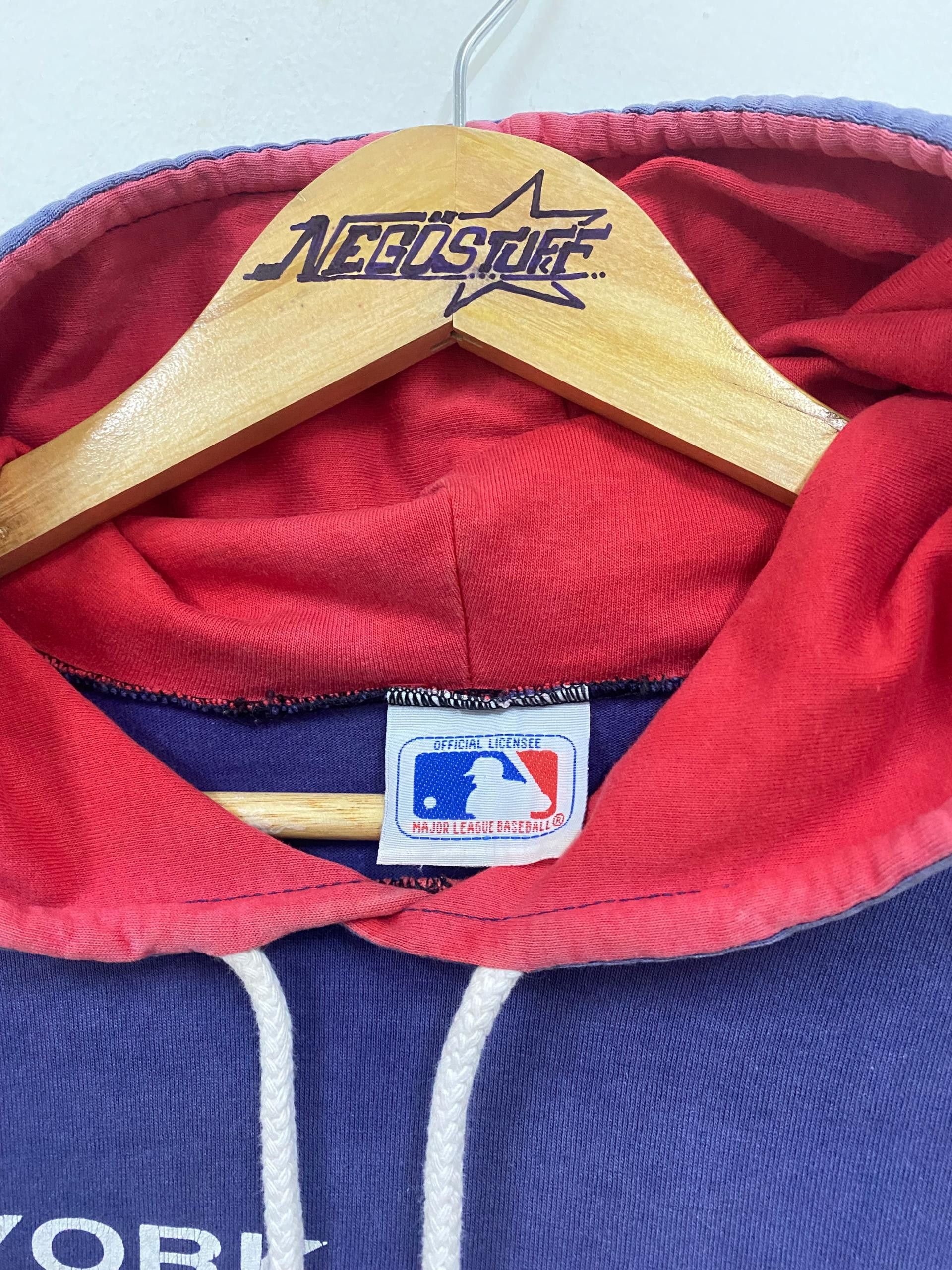 MLB Vintage 90s MLB New York Yankees sweatshirt hoodie Size US L / EU 52-54 / 3 - 5 Thumbnail