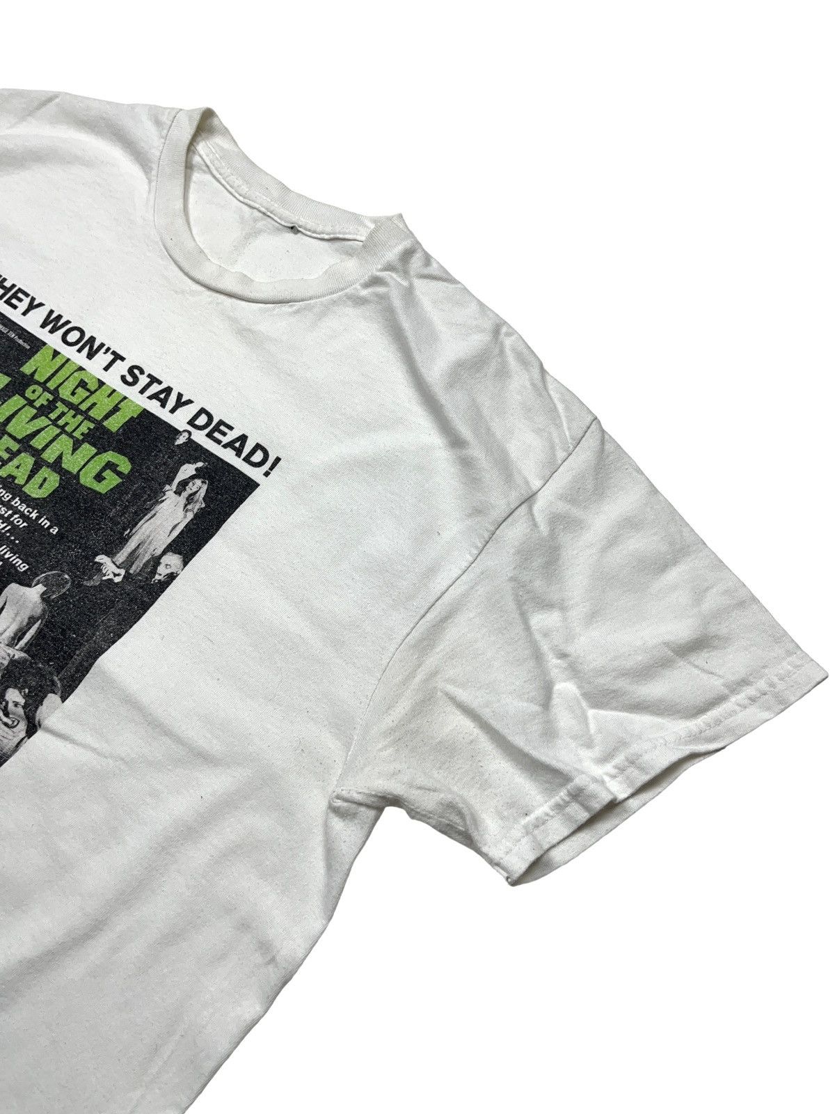 Expert Horror Vintage 00s Night Of The Living Dead Horror Movie T-shirt Size US XL / EU 56 / 4 - 2 Thumbnail