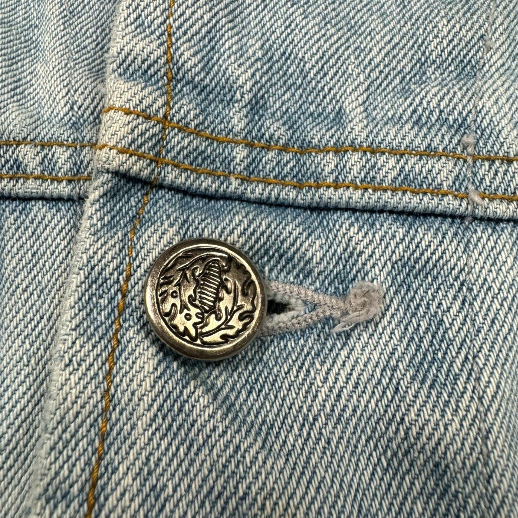 Vintage VINTAGE Denim Jacket Mens L 90s Lightwash Oklahoma Omaha Most Wanted Jacket Jeans Blue Embroidered 90s Mens Wang? Size US 33 - 7 Thumbnail