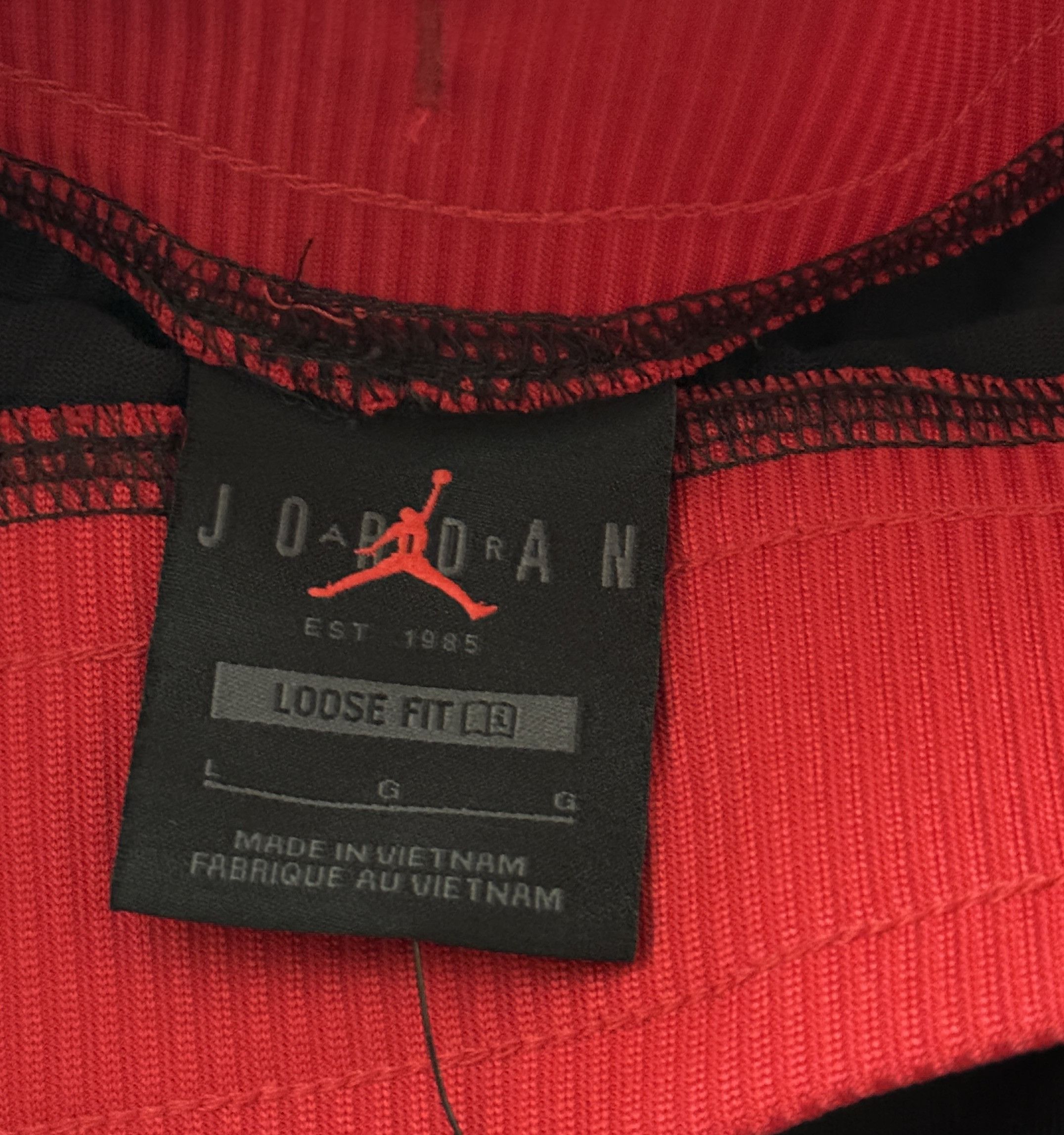 Jordan Brand JORDAN WOMENS DIAMOND SHORTS DZ3352-010 SIZE L Size 32" / US 10 / IT 46 - 4 Thumbnail