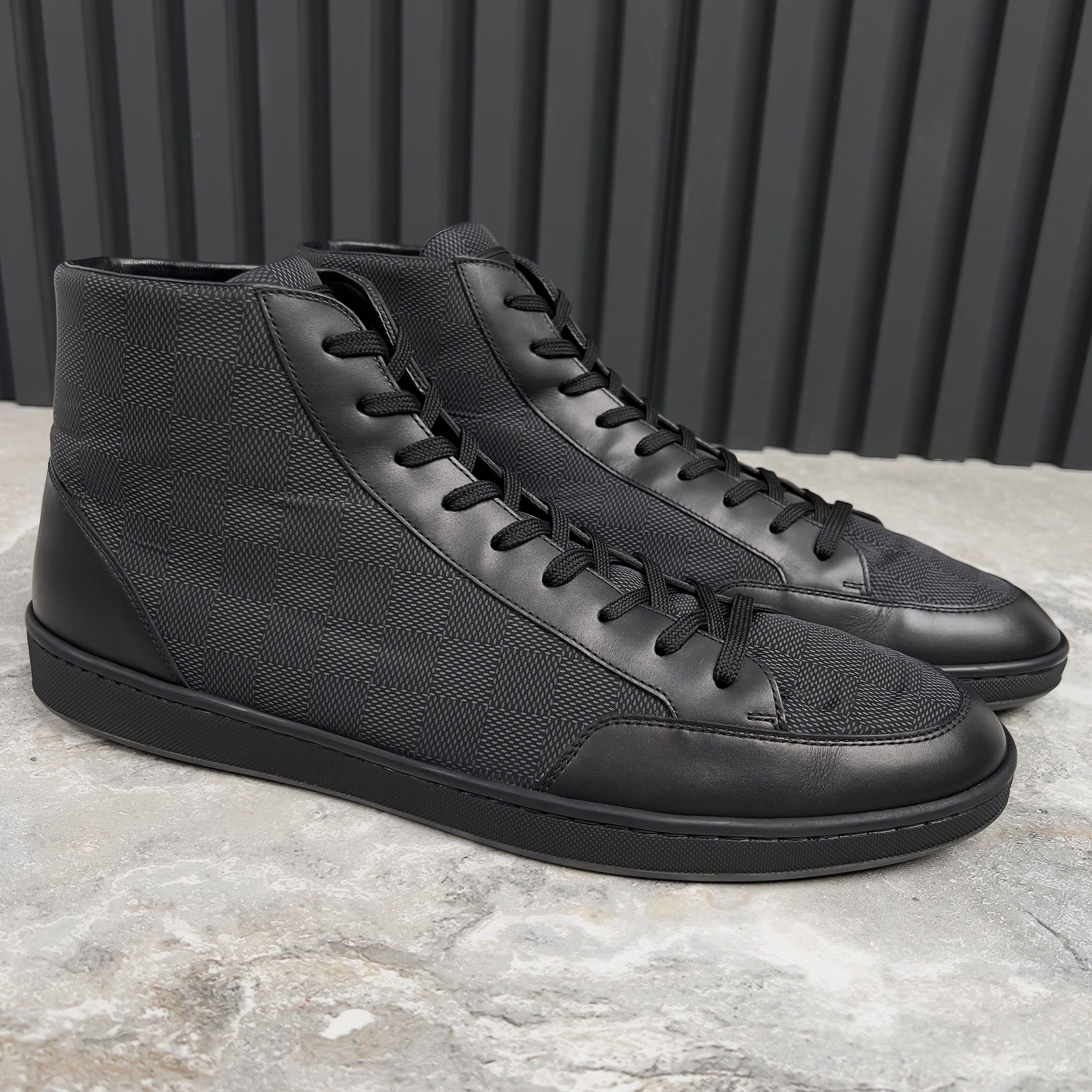 Louis Vuitton Louis Vuitton Offshore Sneakers Damier Black Nylon Size US 12 / EU 45 - 6 Thumbnail