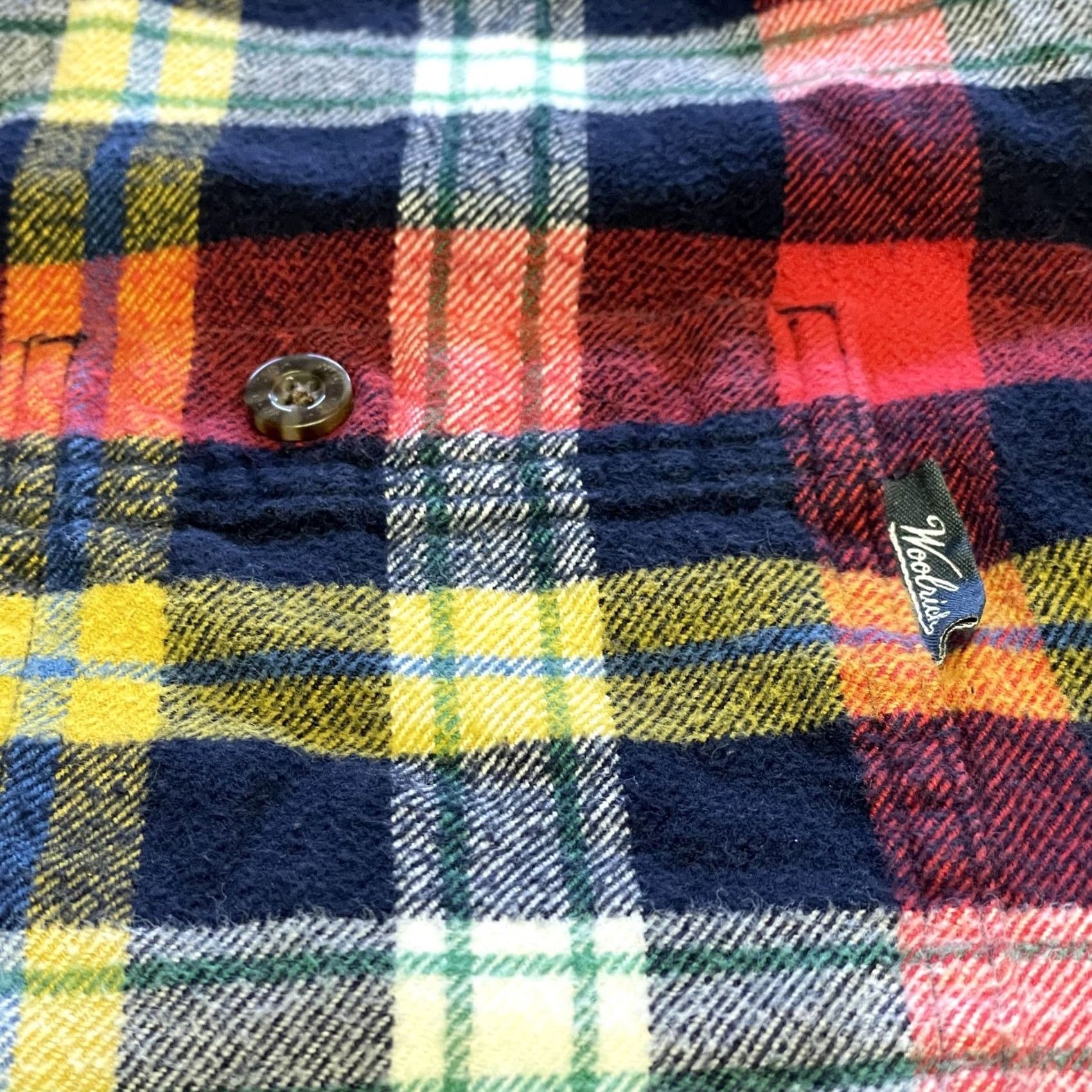 Vintage Woolrich Shirt Mens Large Plaid Flannel Button Down Red Yellow Navy Outdoor Size US L / EU 52-54 / 3 - 3 Thumbnail
