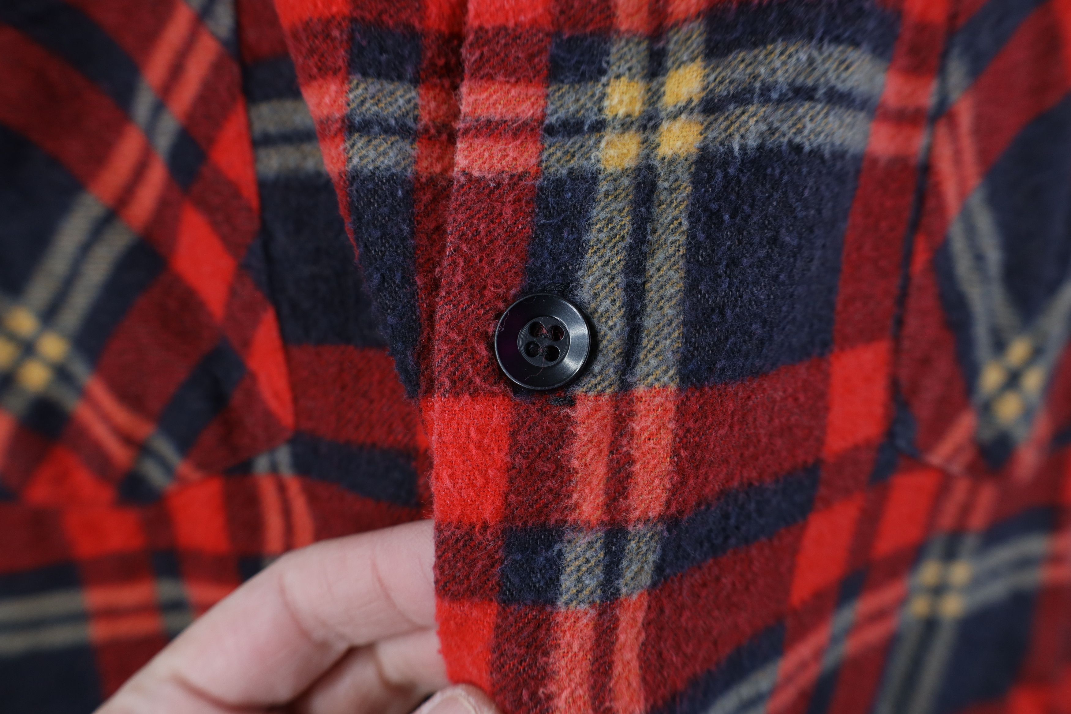 Vintage Vintage 70s Streetwear Collared Button Shirt Red Plaid Size US XXL / EU 58 / 5 - 8 Thumbnail