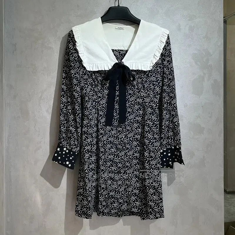 Miu Miu Miu Miu Black Polyester Dress with Collar . Size M / US 6-8 / IT 42-44 - 1 Thumbnail