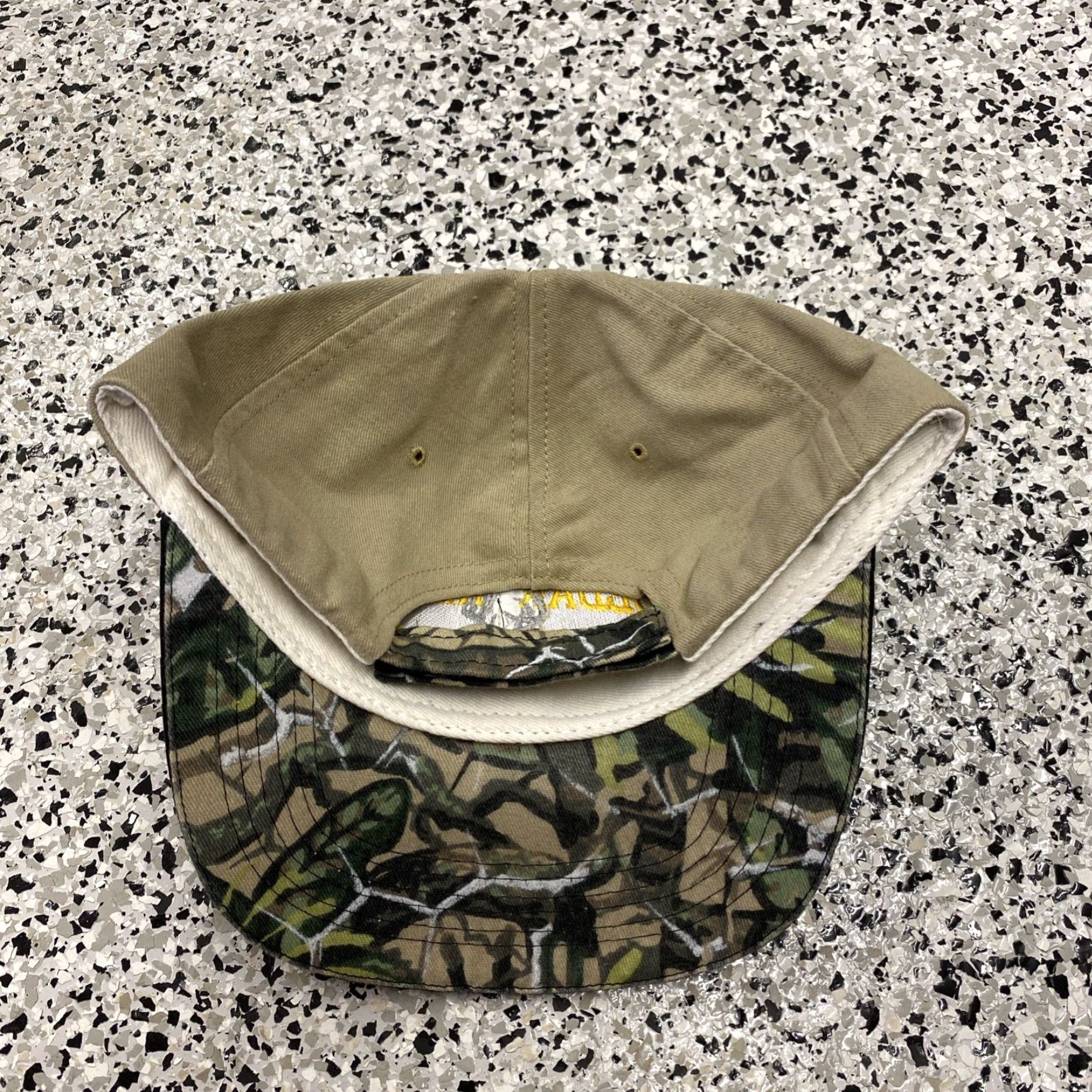 Vintage VINTAGE Brush Country Hat Camouflage Camo Adjustable One Size Men Bow Shoot Classic Outdoor 90s Cap Cap Boys Mens Girls Size ONE SIZE - 3 Thumbnail
