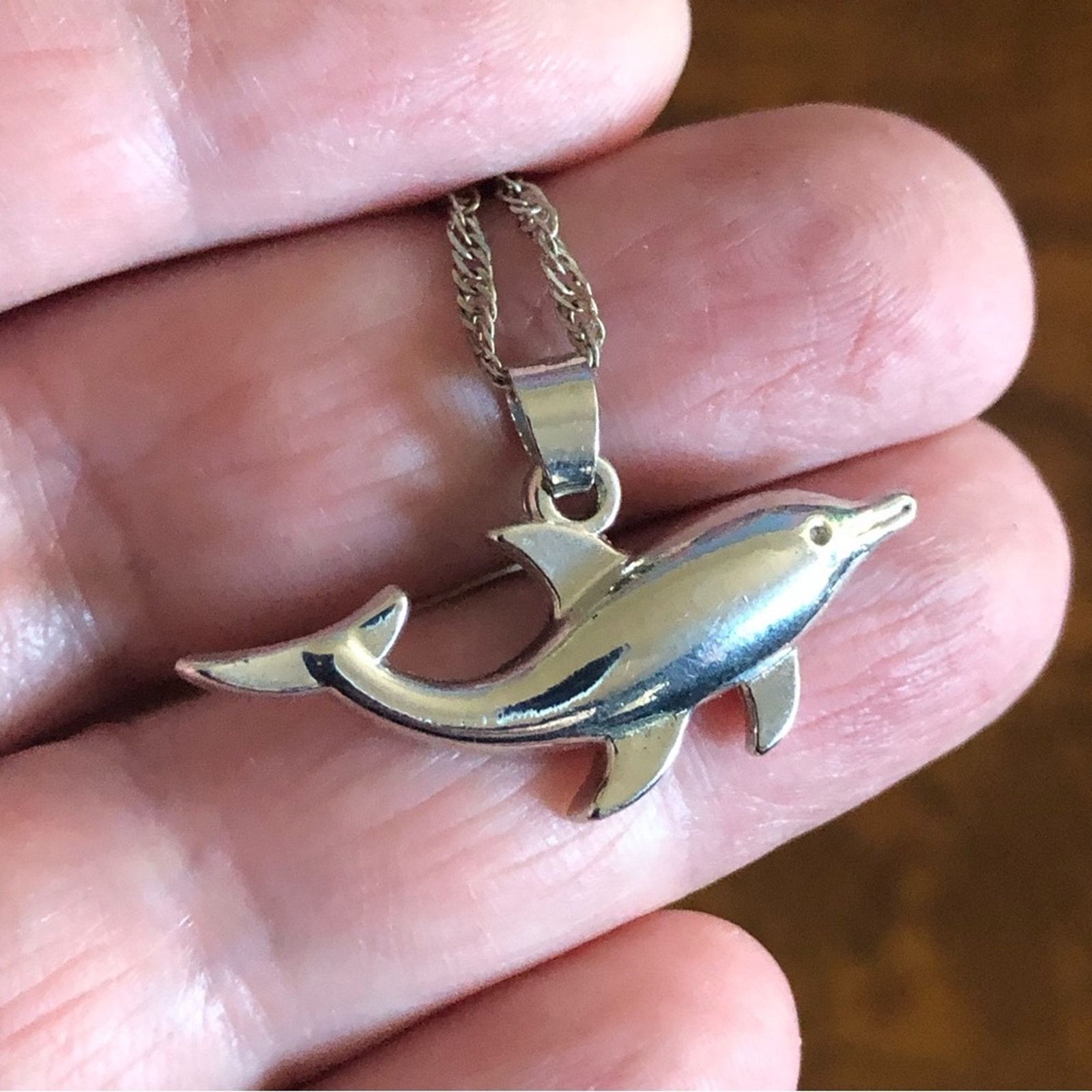 Vintage Vintage swimming dolphin pendant on chain necklace Size ONE SIZE - 8 Thumbnail