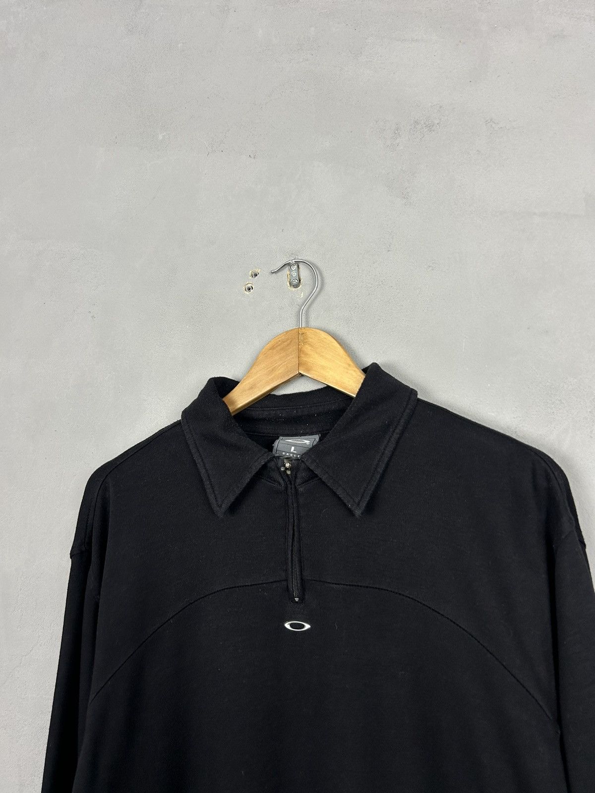 Oakley Vintage Oakley centre logo 1/3 zip sweatshirt Size US L / EU 52-54 / 3 - 3 Thumbnail