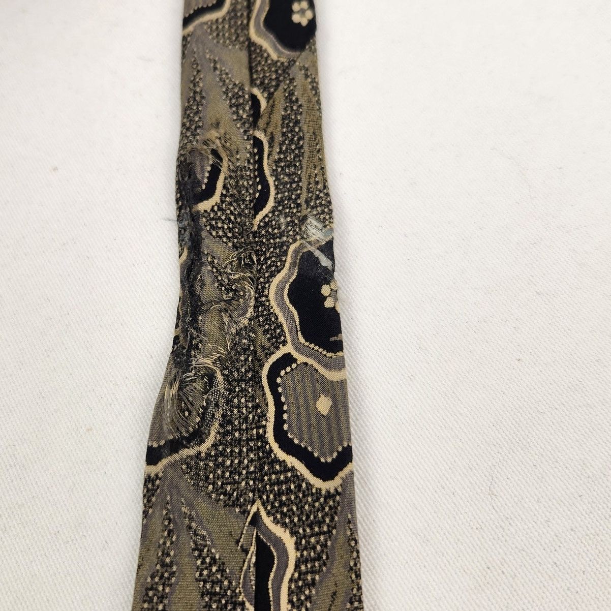 Vintage Vintage Designer Flower Hawaiian 90s Patterned Silk Tie Size ONE SIZE - 7 Thumbnail