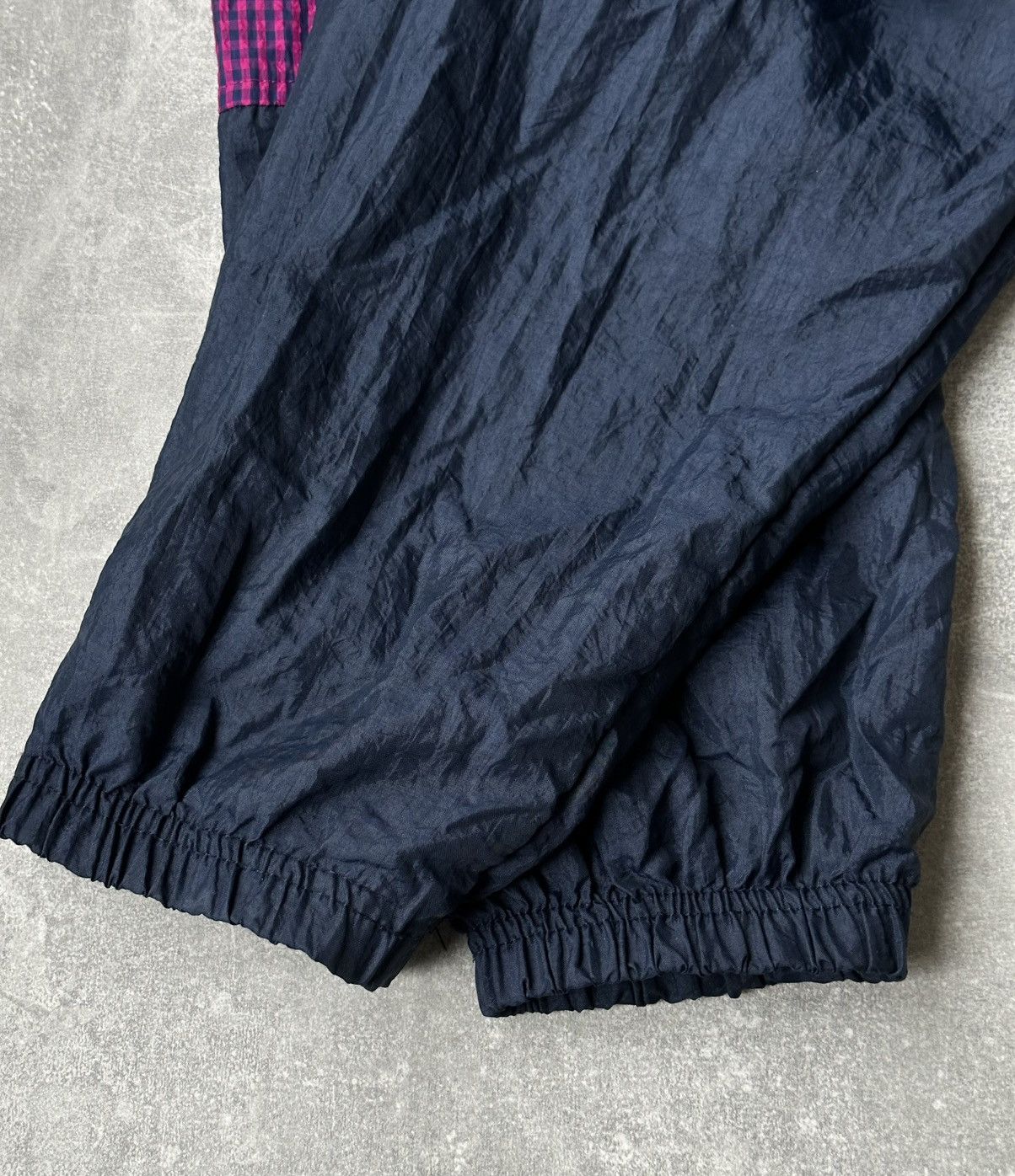 Umbro Rare Vintage UMBRO nylon windbreaker Jacket 1990s size L Size US L / EU 52-54 / 3 - 8 Thumbnail