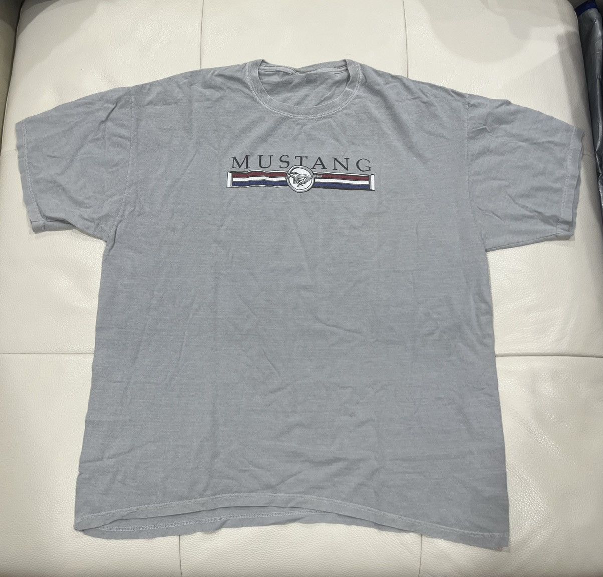 Vintage Vintage Mustang Logo T-Shirt Size US XL / EU 56 / 4 - 1 Thumbnail