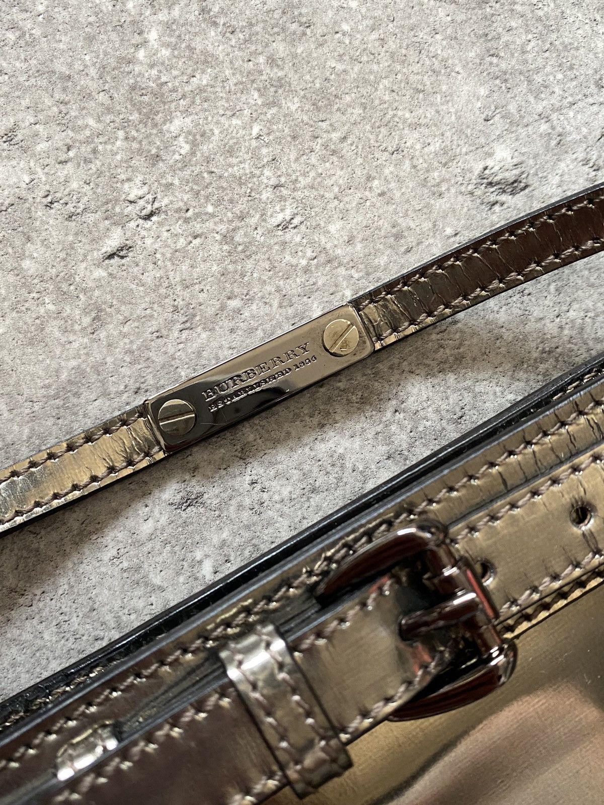 Burberry Burberry Leather Metallic Clutch Size ONE SIZE - 2 Thumbnail
