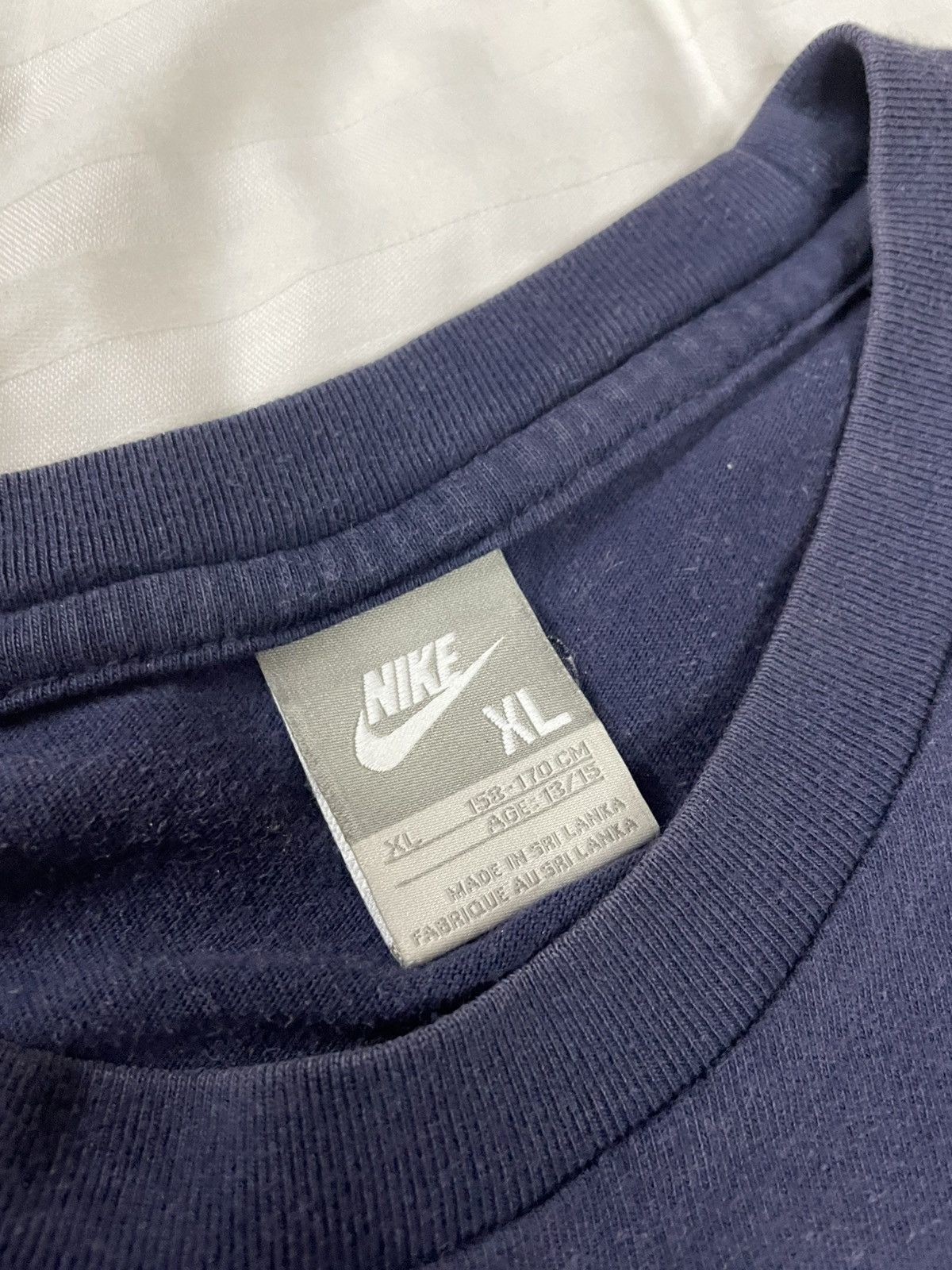Nike Vintage Nike Total 90 T90 Drill Gorpcore Streetwear T-shirt Size US S / EU 44-46 / 1 - 11 Thumbnail