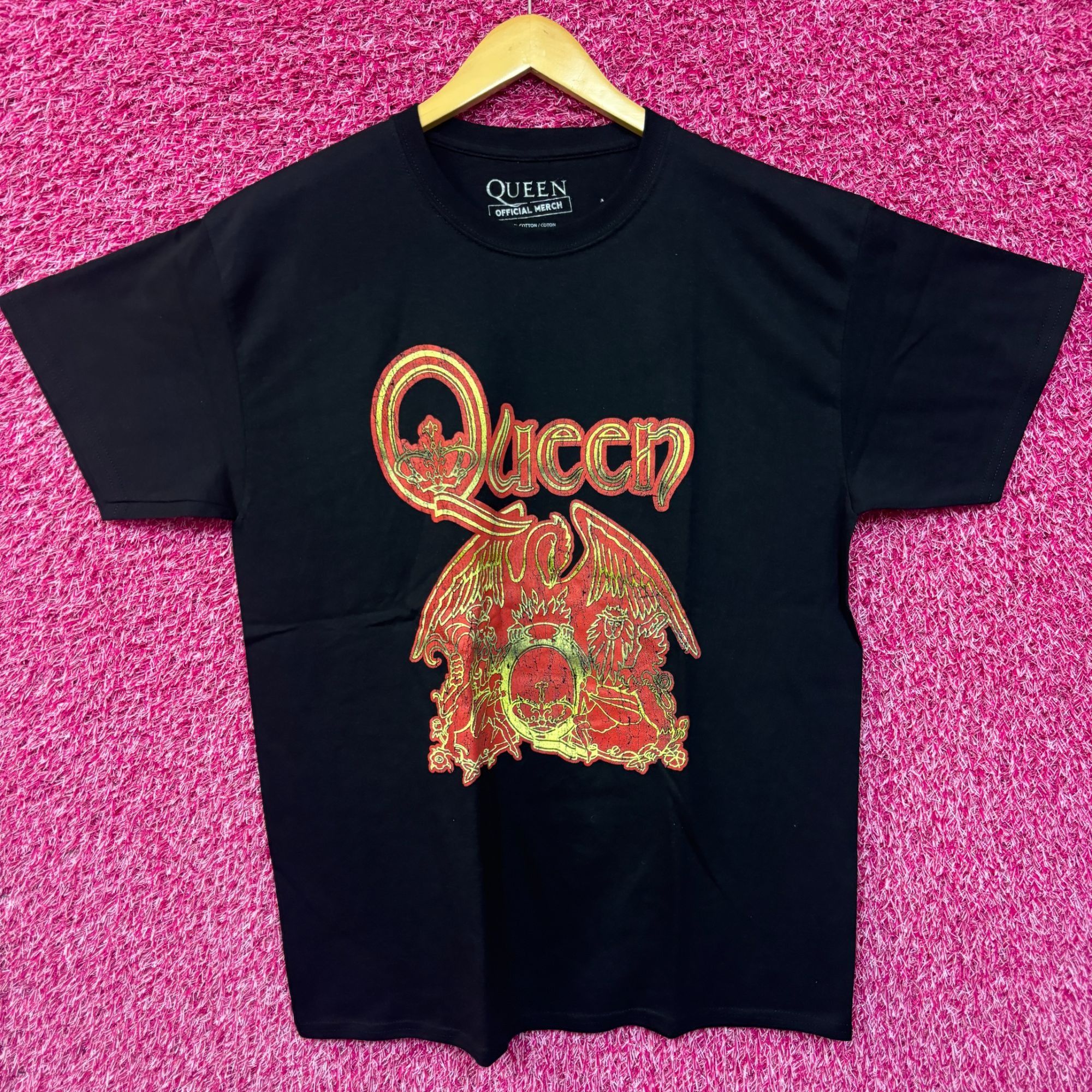 Band Tees Queen Bohemian Rhapsody Logo Rock Tshirt size large Size US L / EU 52-54 / 3 - 1 Thumbnail
