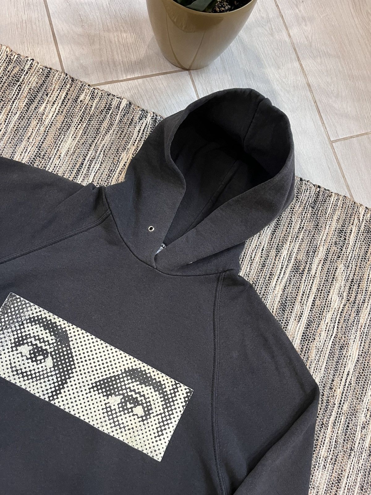 Vintage Vintage Eyes Logo Hoodie fade black distressed supreme style Size US L / EU 52-54 / 3 - 5 Thumbnail