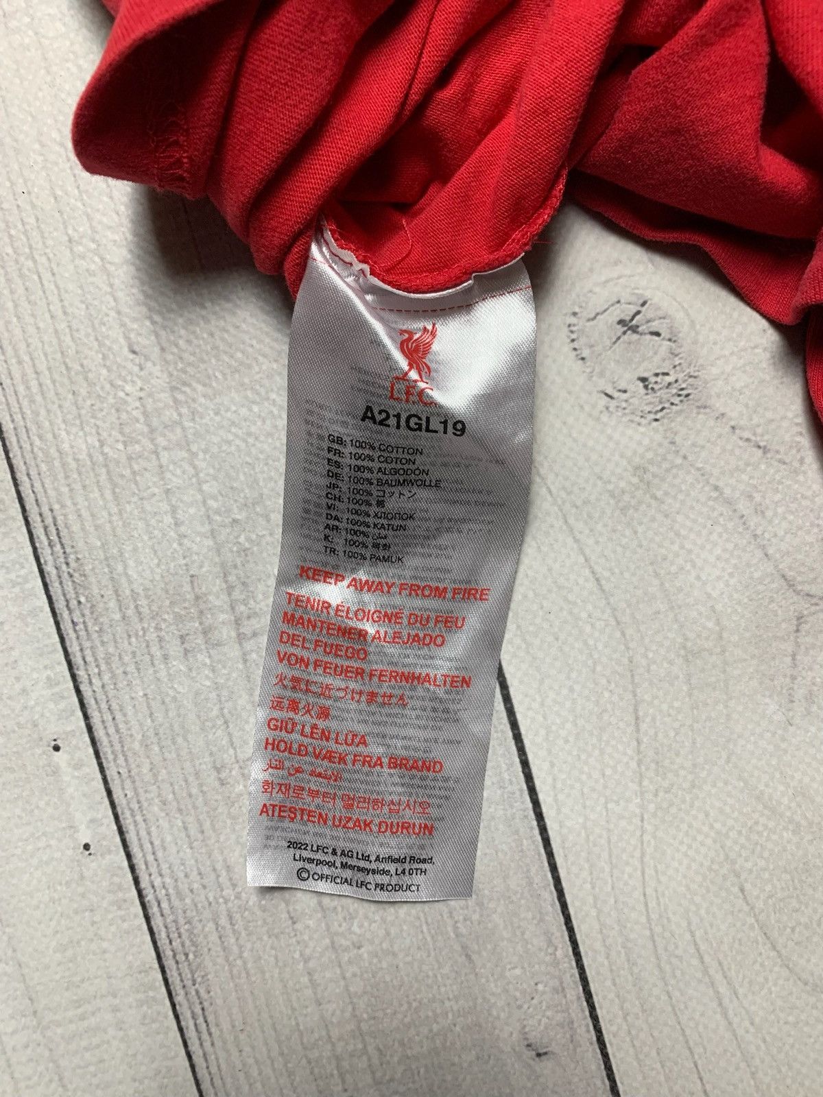 Vintage Vintage Liverpool soccer jersey retro logo tee L Size US L / EU 52-54 / 3 - 5 Thumbnail