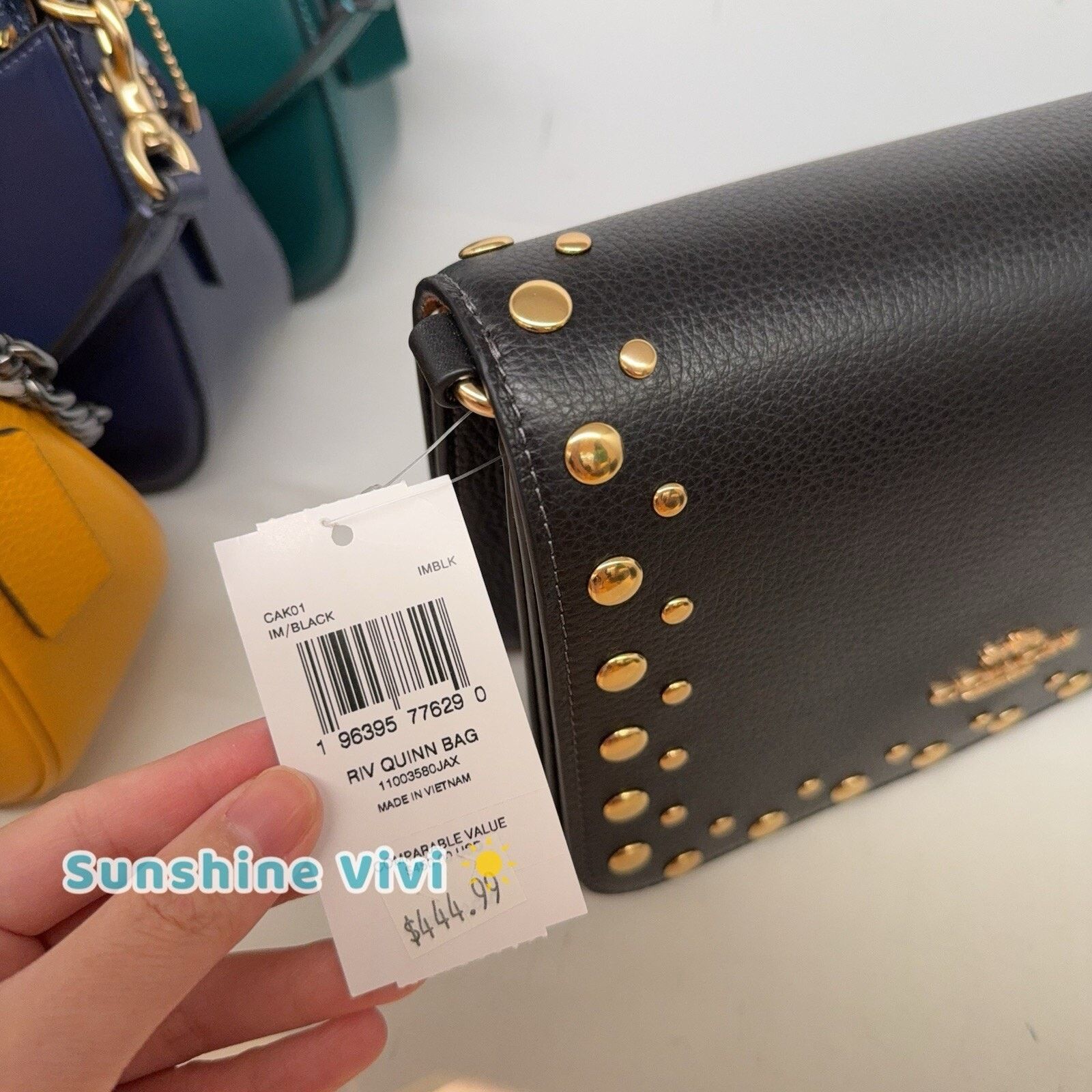 Coach NWT Coach Quinn Leather Handbag Rivets Crossbody Gold/Black Size ONE SIZE - 8 Thumbnail