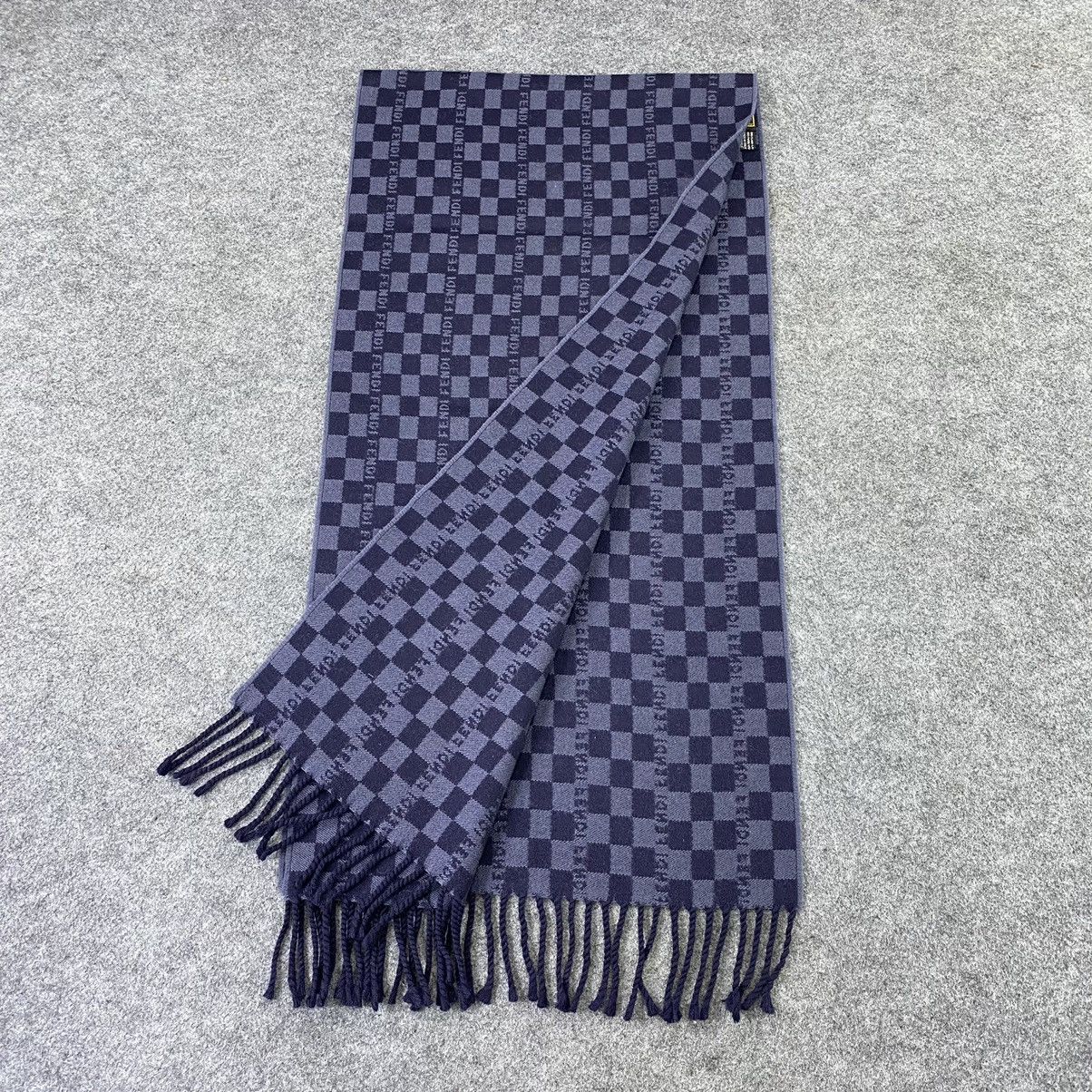 Fendi Fendi Muffler / Scarf / Neckwear - T1293 Size ONE SIZE - 4 Thumbnail