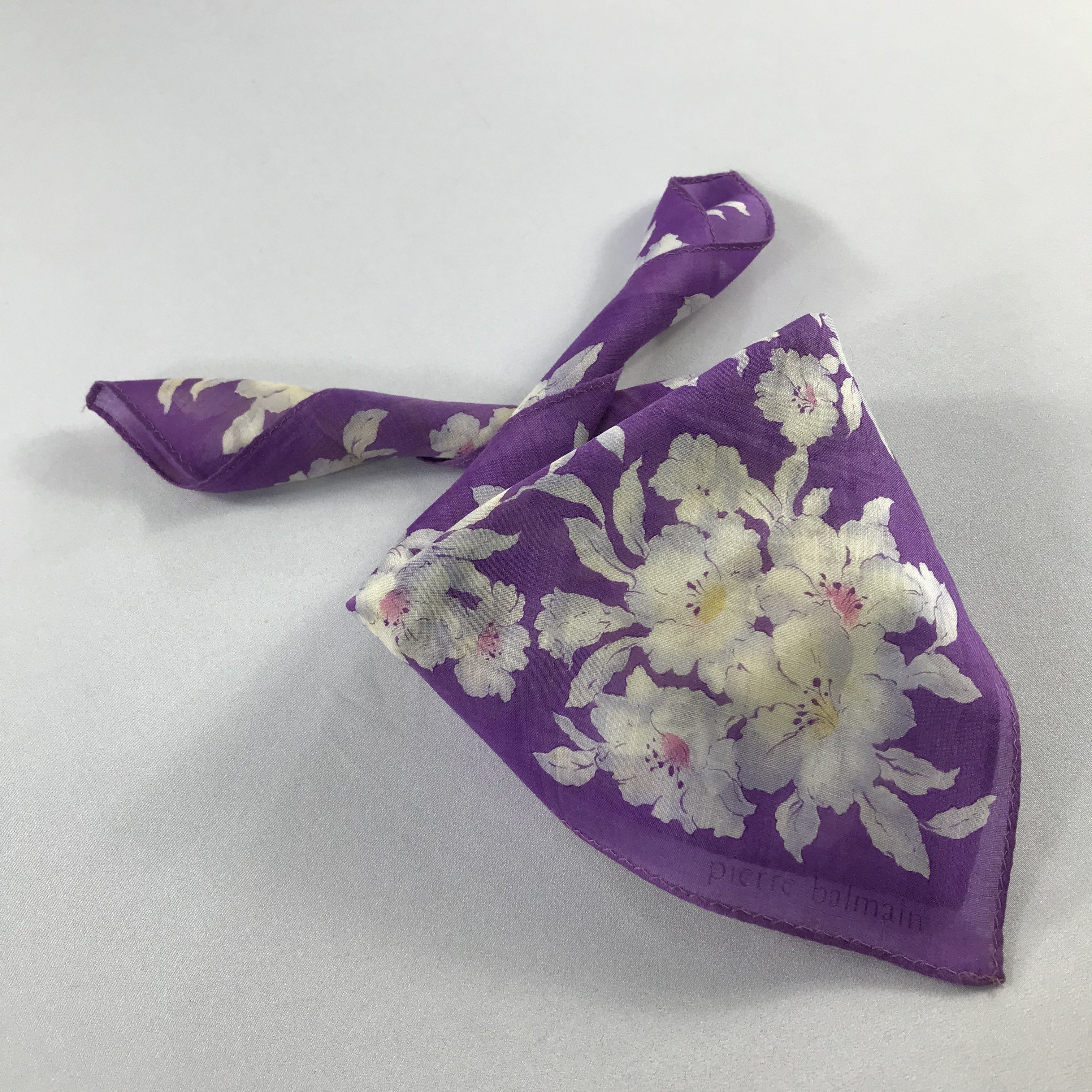 Pierre Balmain Pierre Balmain Handkerchief / Bandana / Neckerchief C587 Size ONE SIZE - 2 Thumbnail