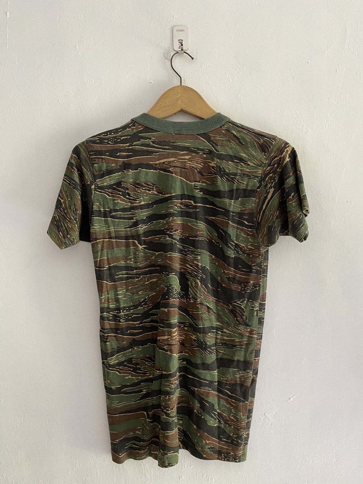 If Six Was Nine × Japanese Brand × Le Grande Bleu (L.G.B.) 1980s tiger camo tshirt Size US S / EU 44-46 / 1 - 2 Thumbnail