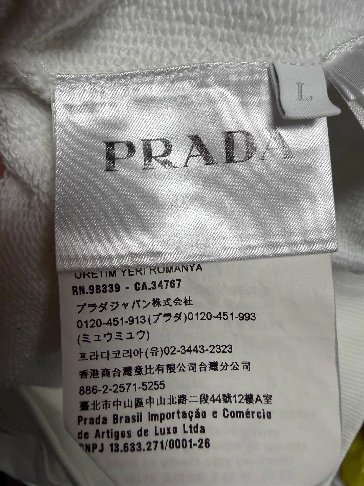 Prada Prada White Logo Crewneck Sweatshirt L Size US L / EU 52-54 / 3 - 4 Thumbnail