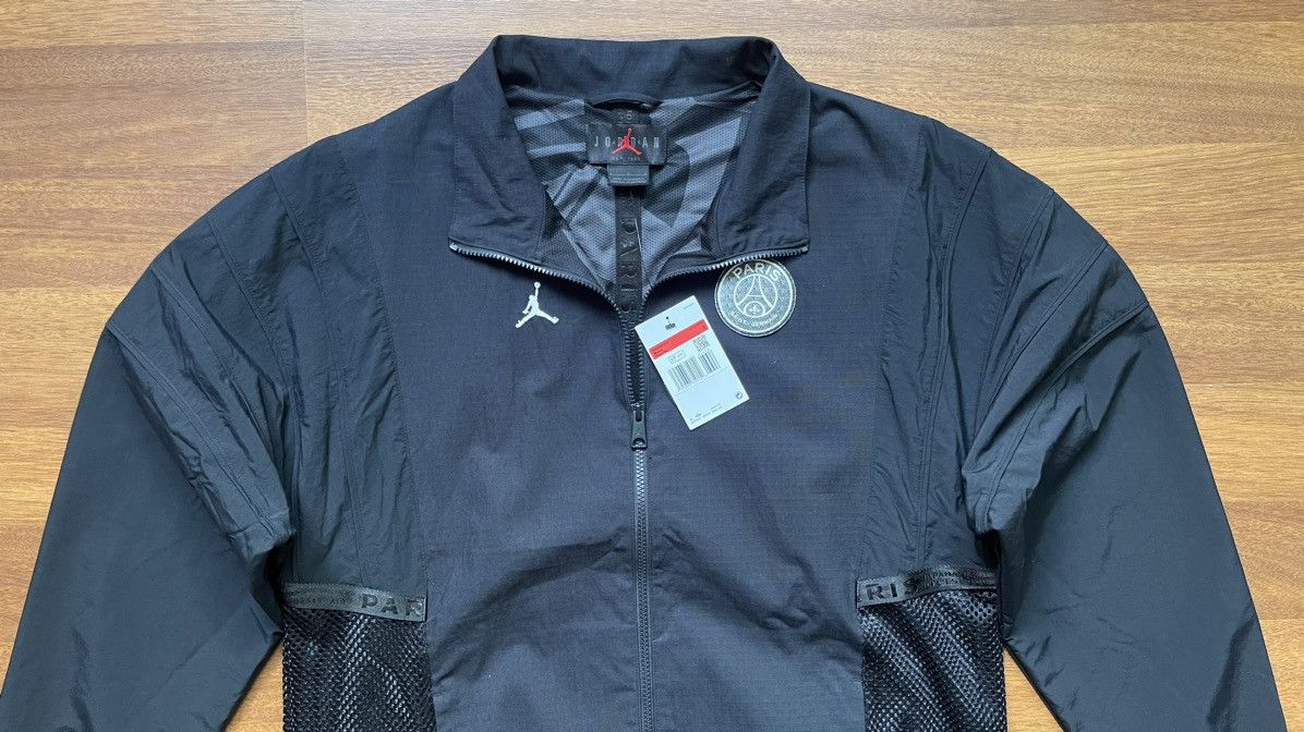 Jordan Brand × Nike NWT PARIS SAINT-GERMAIN NIKE x JORDAN 2023/24 ANTHEM JACKET Size US L / EU 52-54 / 3 - 3 Thumbnail