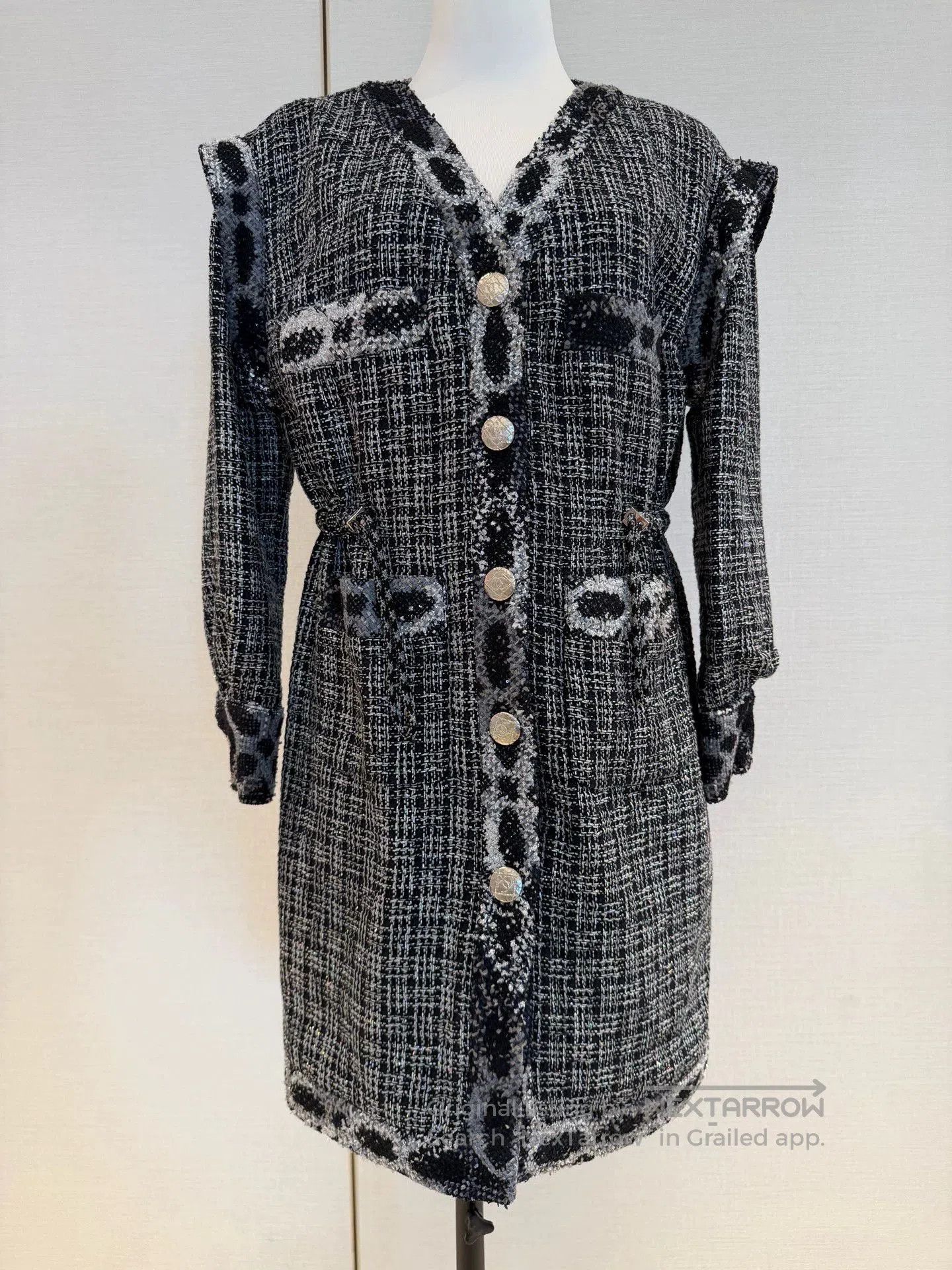 Chanel Chanel Black Silver Tweed Coat Dress. Size US S / EU 44-46 / 1 - 1 Thumbnail