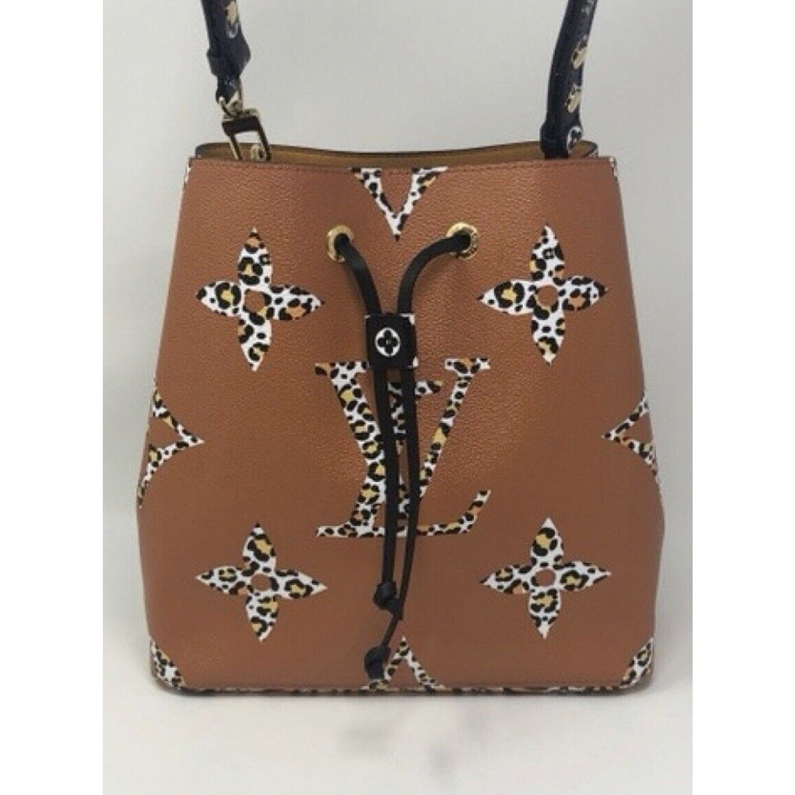 Louis Vuitton Louis Vuitton NéoNoé Jungle Monogram Caramel Limited Edition Size ONE SIZE - 3 Thumbnail