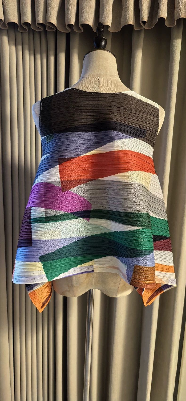 Issey Miyake issey miyake size:3 Colorful horizontal striped short vest Size XXS / US 00 / IT 34 - 2 Thumbnail