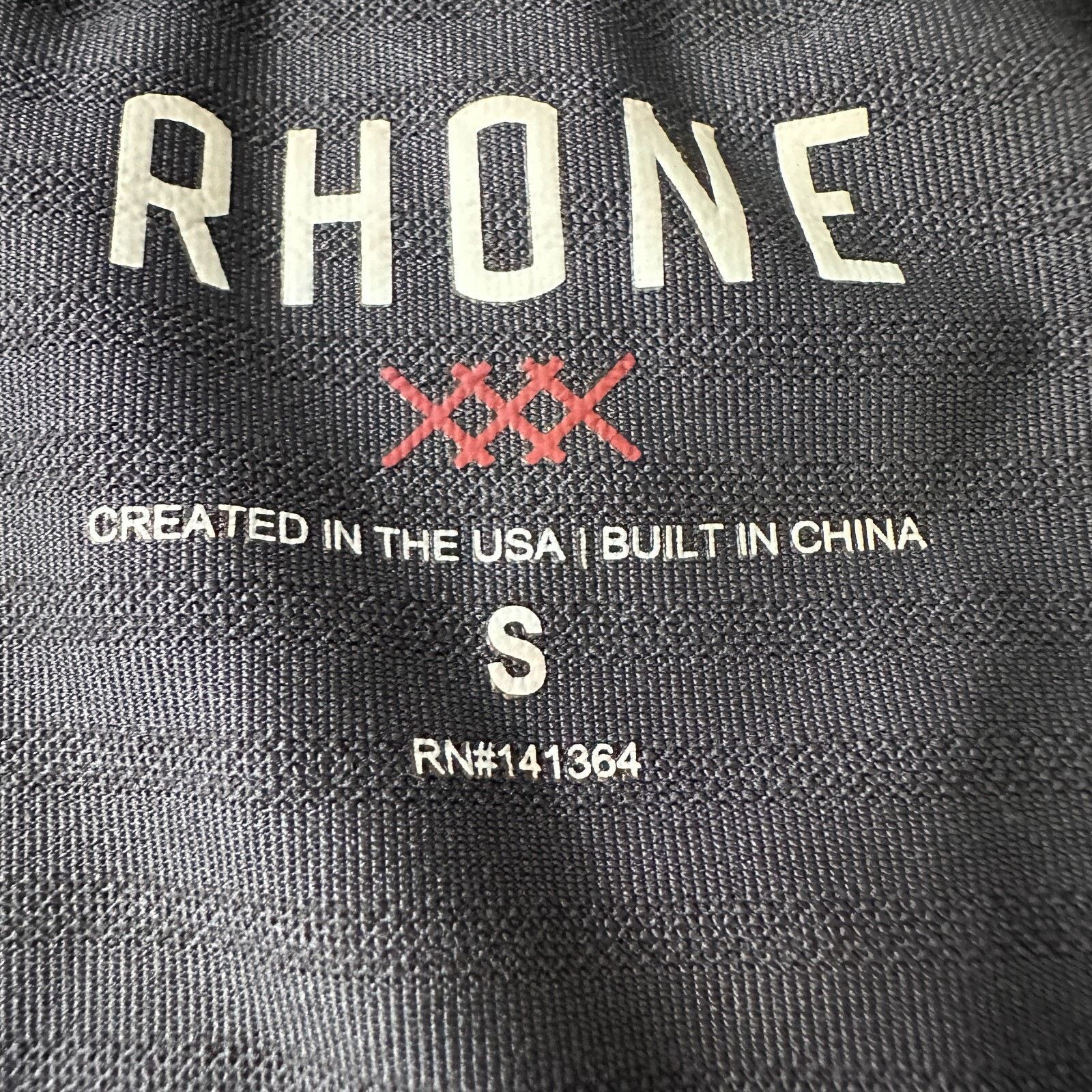 Rhone Rhone Sentry T-Shirt Men S Gray Short Sleeve V-Neck Athletic Size US S / EU 44-46 / 1 - 5 Thumbnail