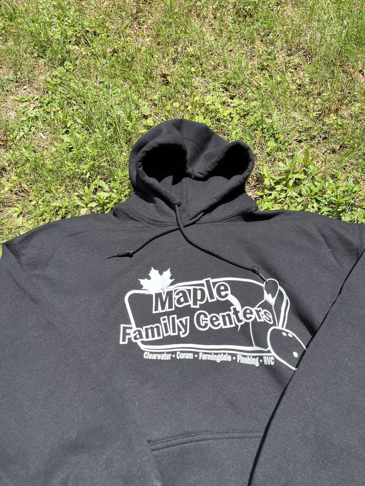 Vintage Vintage Maple Family Centers Hoodie Size US XL / EU 56 / 4 - 3 Thumbnail