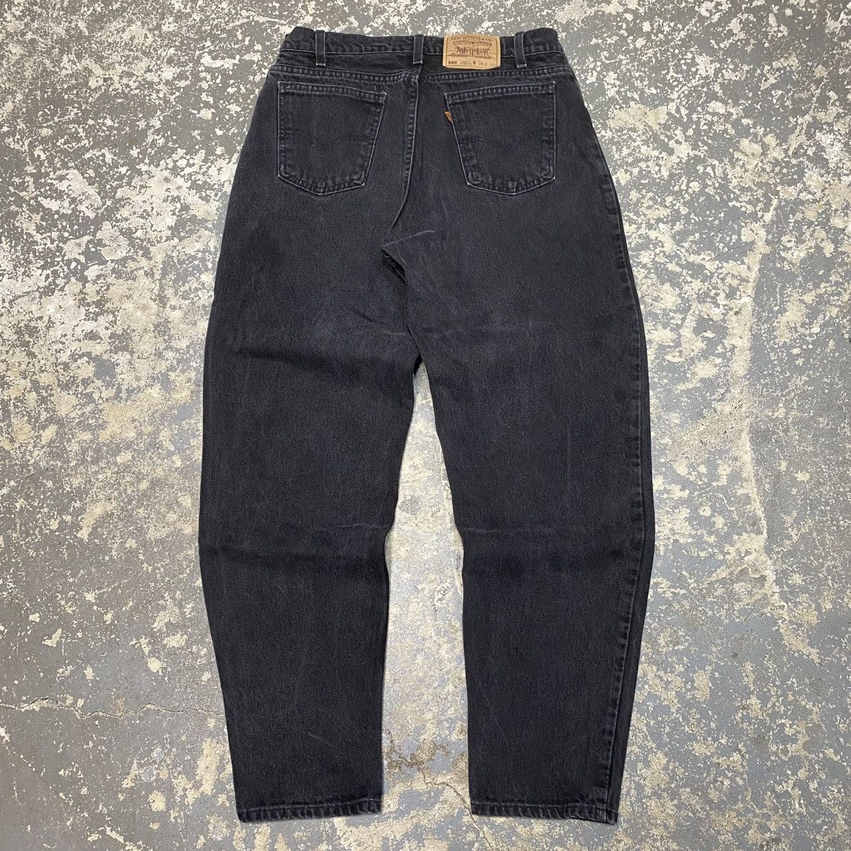 Other Vintage Levi’s 560 Baggy Fit Black Orange Tab Denim Jeans Size US 33 - 1 Thumbnail