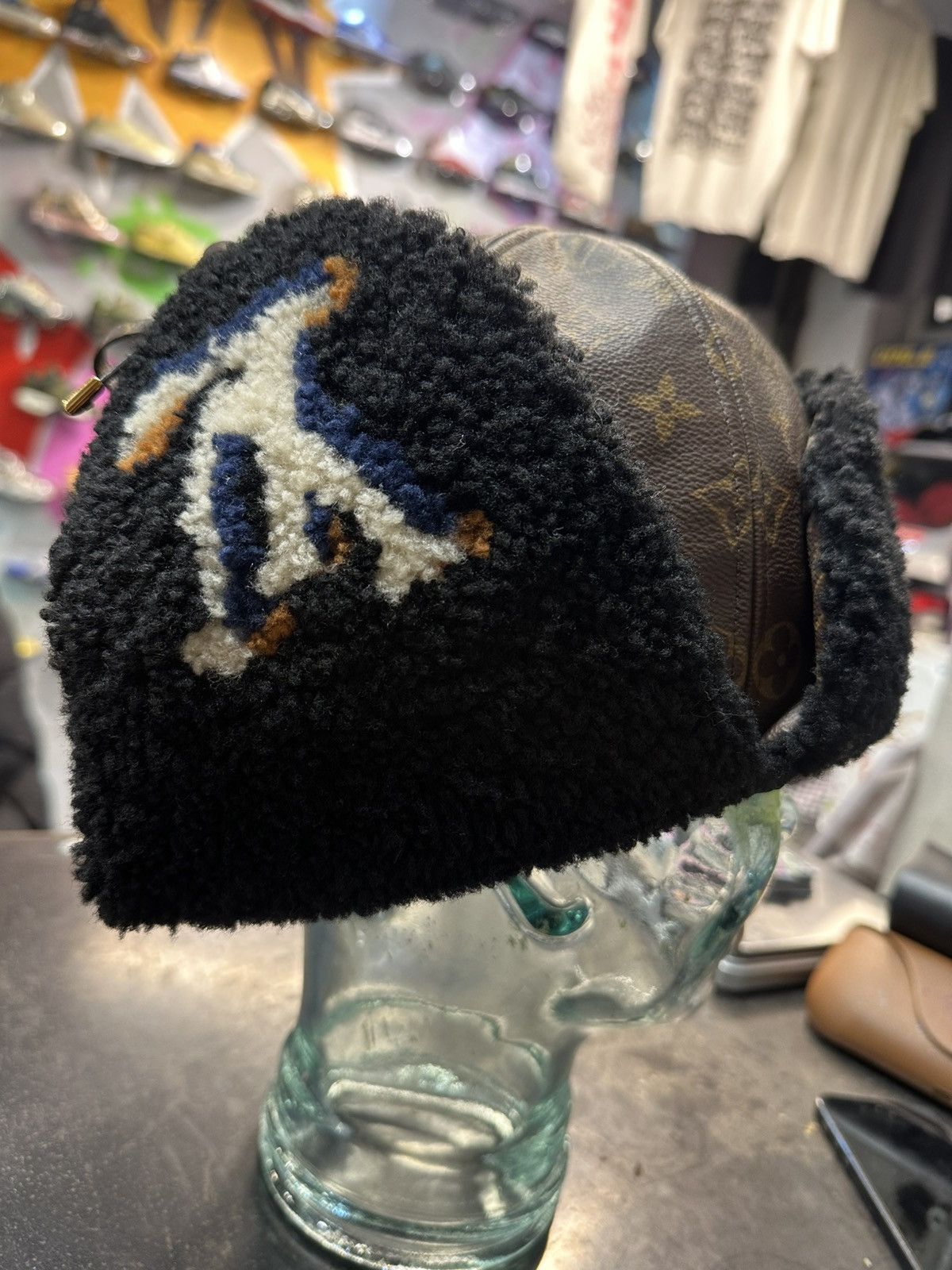 Louis Vuitton Louis Vuitton Alpes Fur Cap Size ONE SIZE - 4 Thumbnail