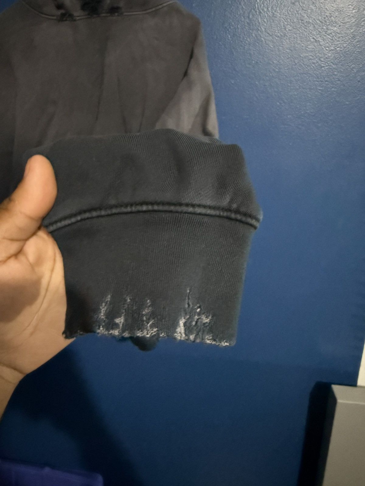 MOOJIMOOJIUS MOOJIMOOJI black distressed hoodie Size US XS / EU 42 / 0 - 2 Thumbnail