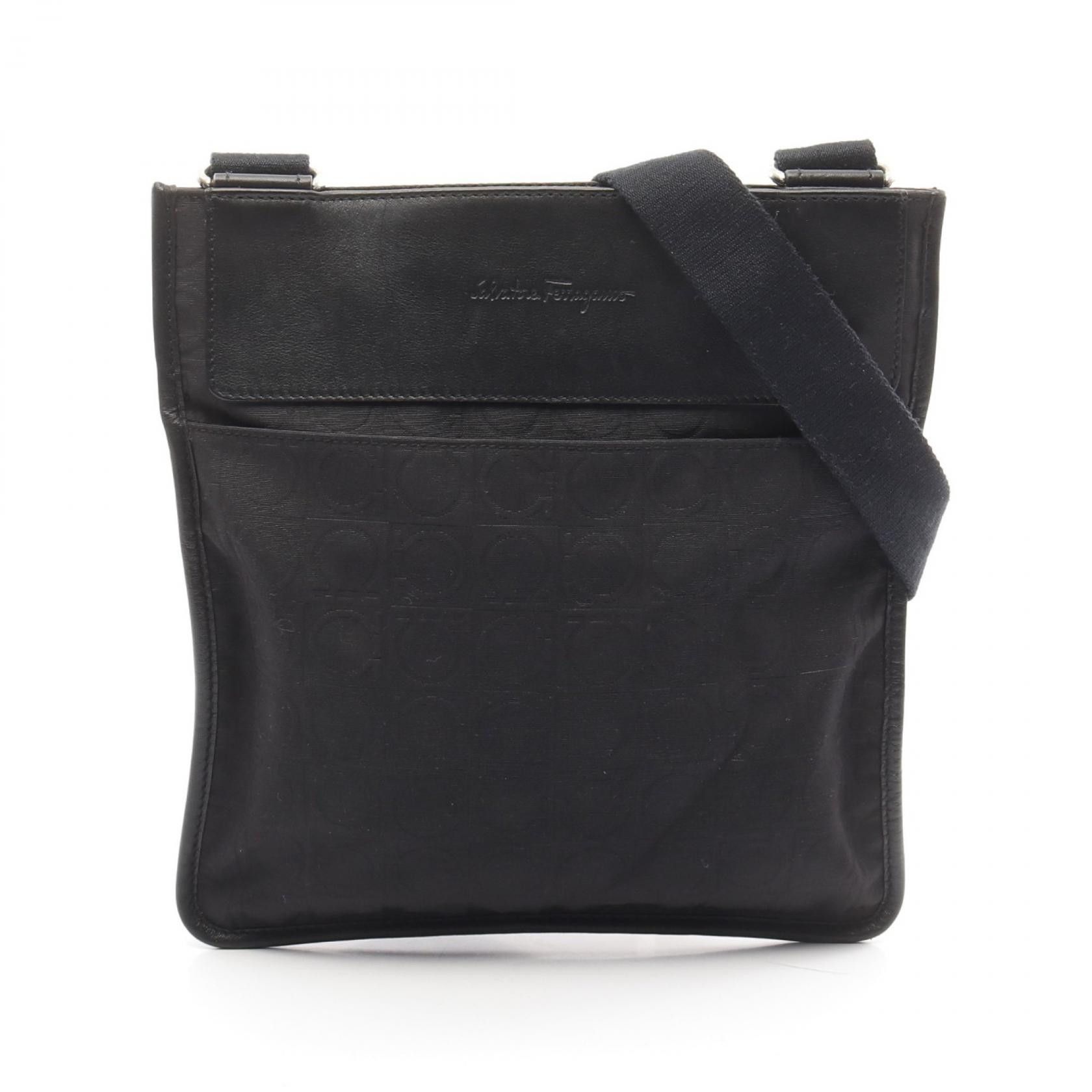 Salvatore Ferragamo Salvatore Ferragamo Gancini Leather Nylon Canvas Shoulder Bag Leather Shoulder Bag 21 4933 in Black, Women's
