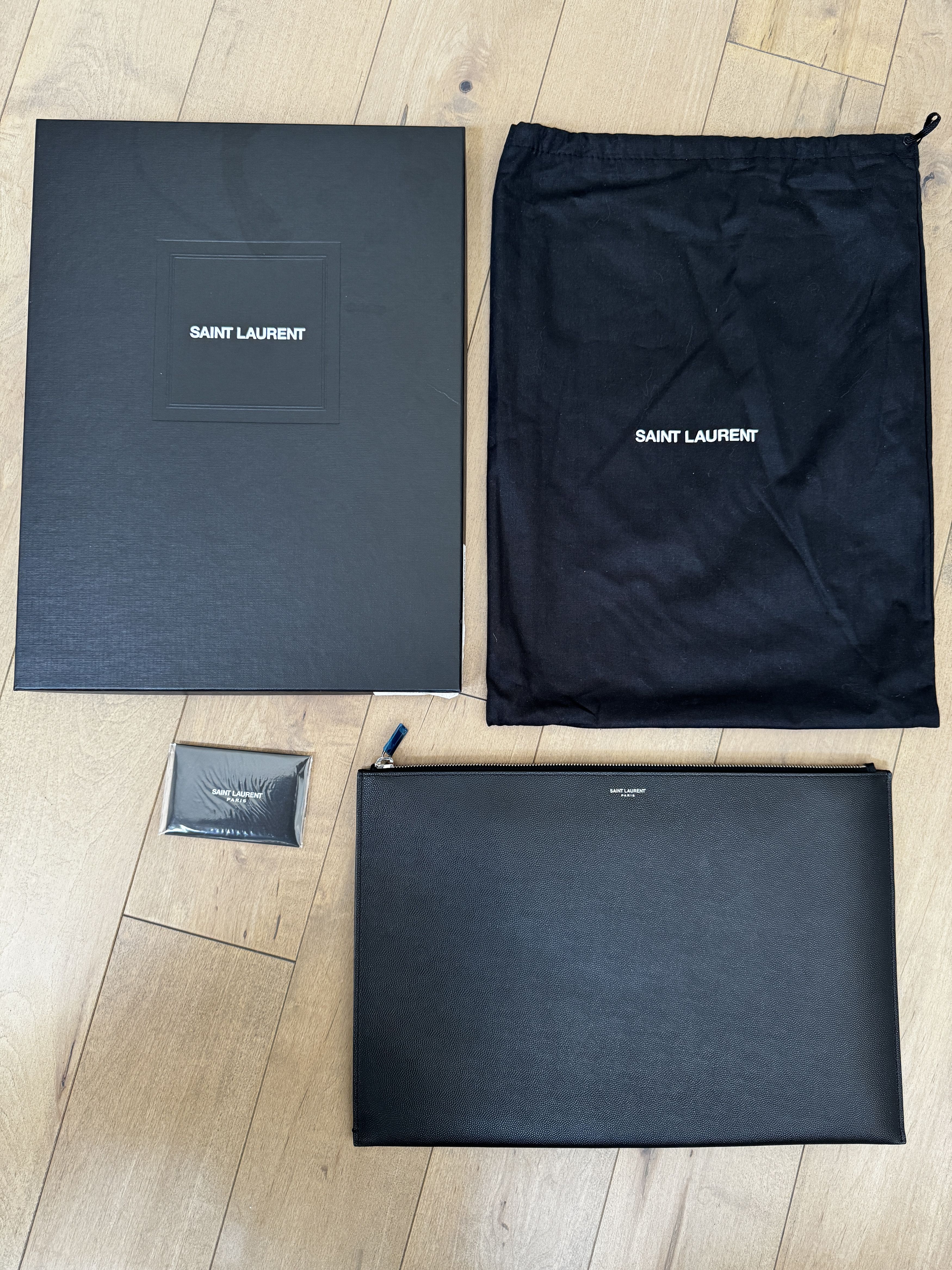 Saint Laurent Paris Saint Laurent Document Holder Leather Pouch - Large Size Size ONE SIZE - 1 Thumbnail
