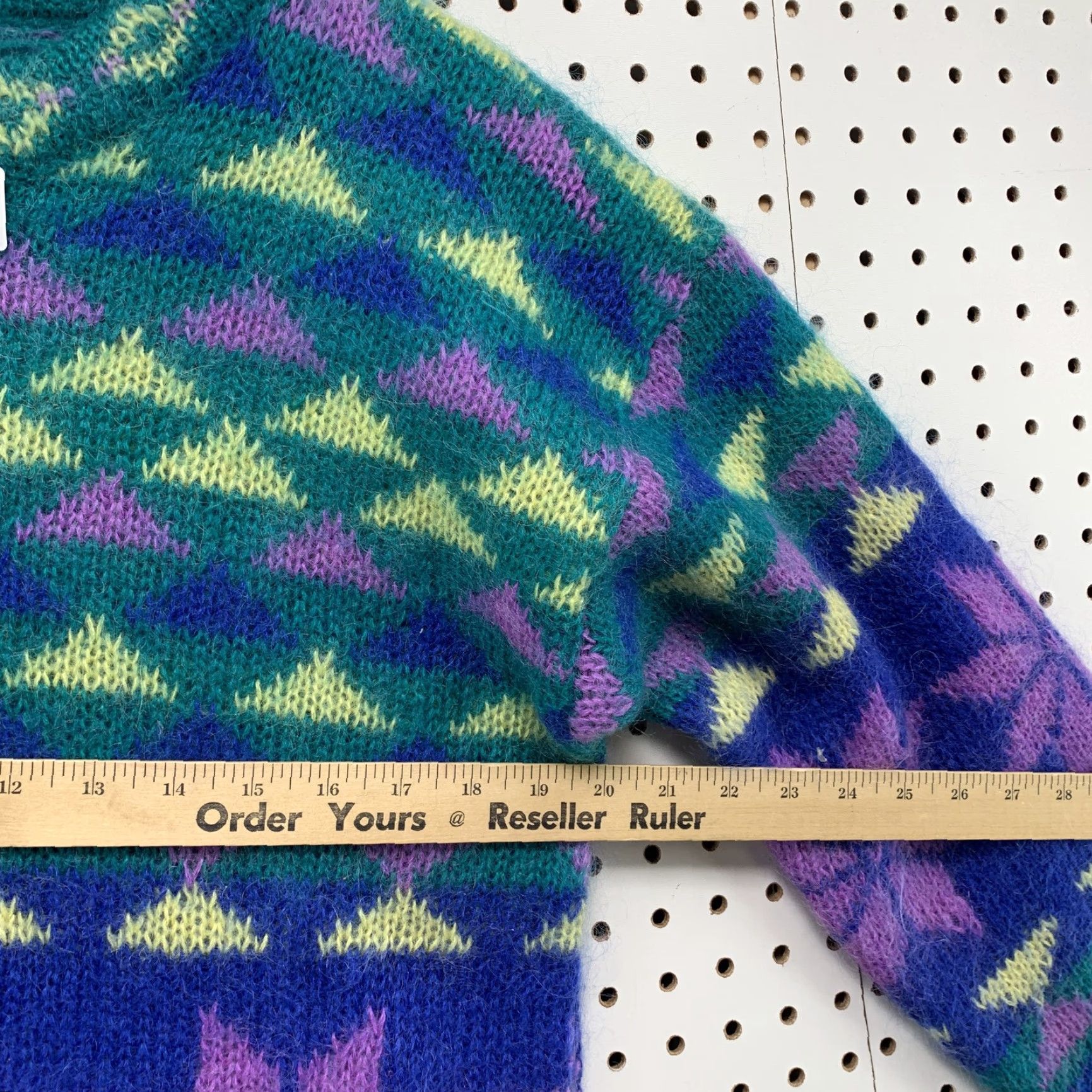 Vintage VINTAGE Gallagher Mohair Womens M Green Purple Snowflake Knit Crew Neck Sweatshirt Size M / US 6-8 / IT 42-44 - 5 Thumbnail