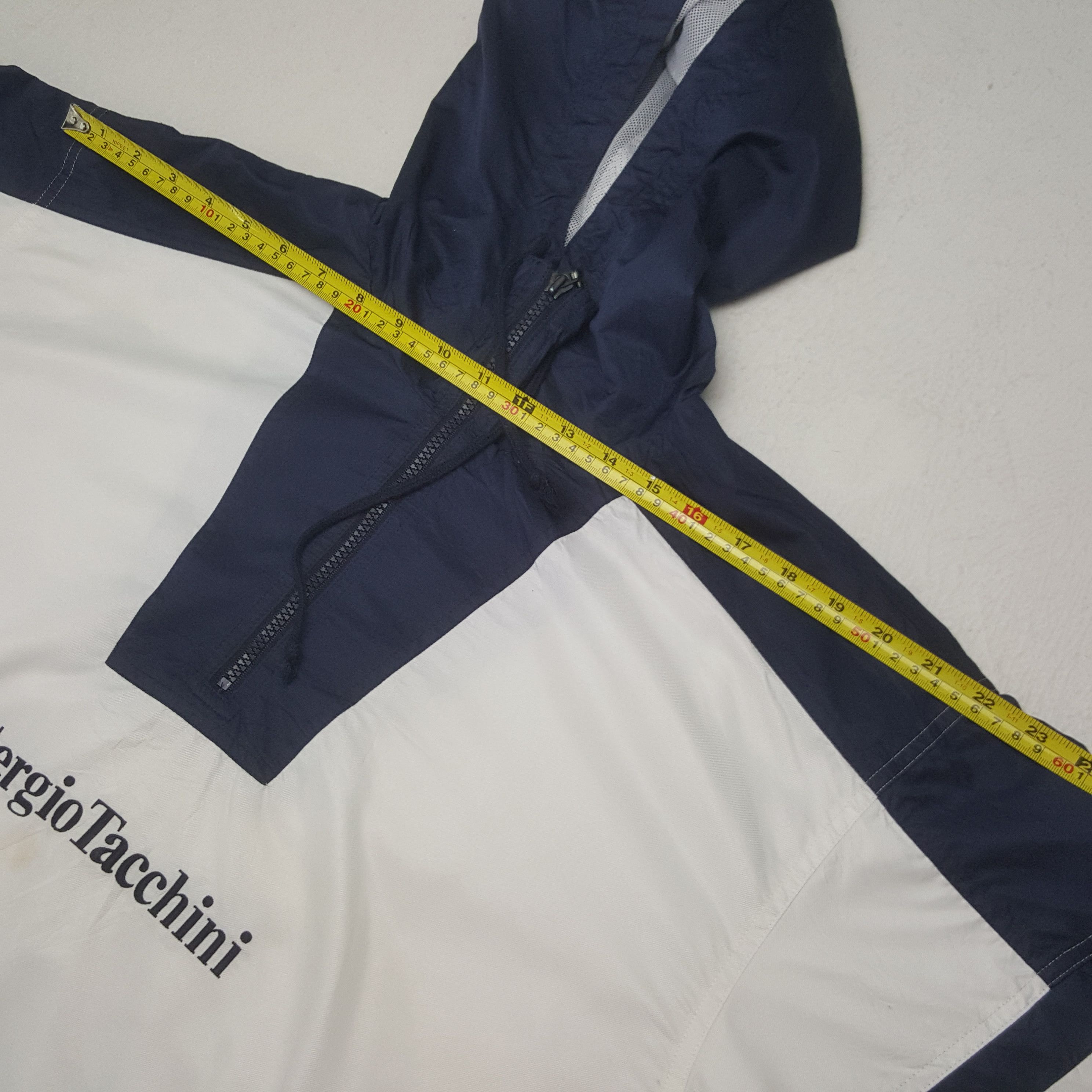 Sergio Tacchini Vintage Sergio Tacchini Windbreaker Sport Jacket Size US L / EU 52-54 / 3 - 6 Thumbnail