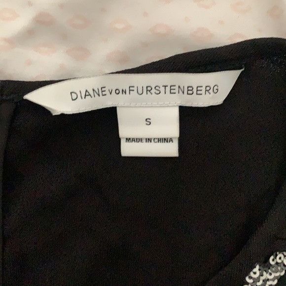 Diane von Furstenberg DVF DIANE VON FURSTENBERG size S beaded front cocktail dress Size S / US 4 / IT 40 - 6 Thumbnail