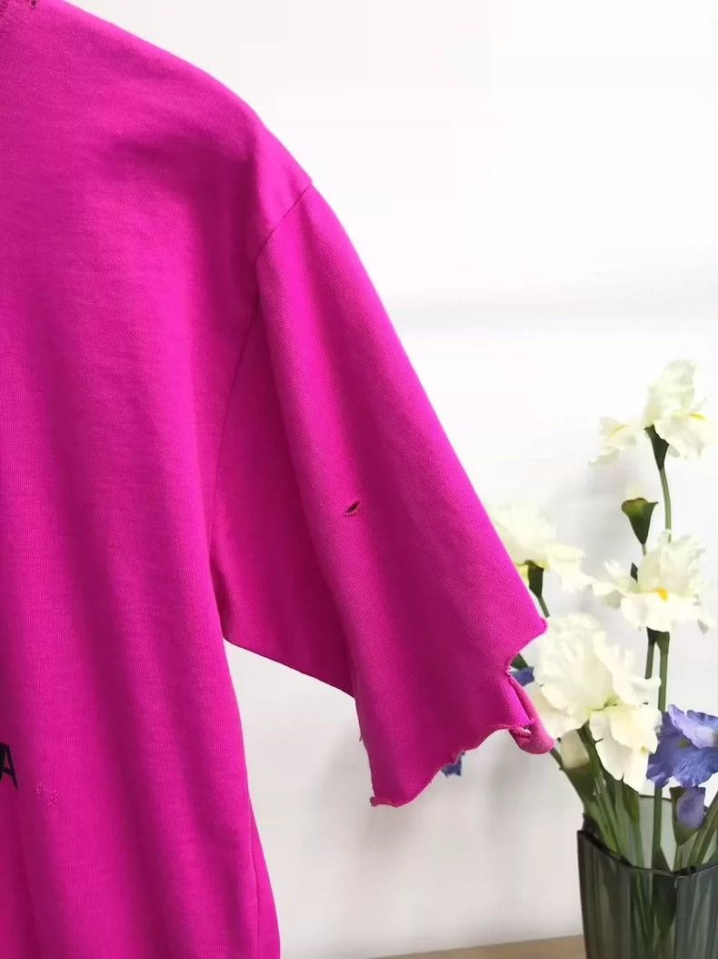 Balenciaga Balenciaga Ripped short sleeves T-shirt 2504-Nextarrow Size US XS / EU 42 / 0 - 4 Thumbnail